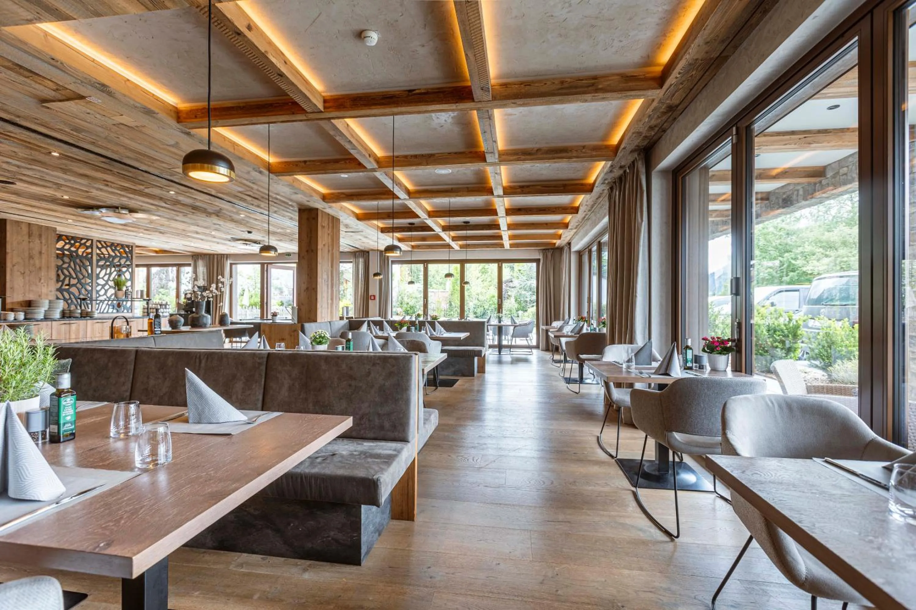 Restaurant/places to eat in Bergresort Zugspitze Ehrwald by ALPS RESORTS