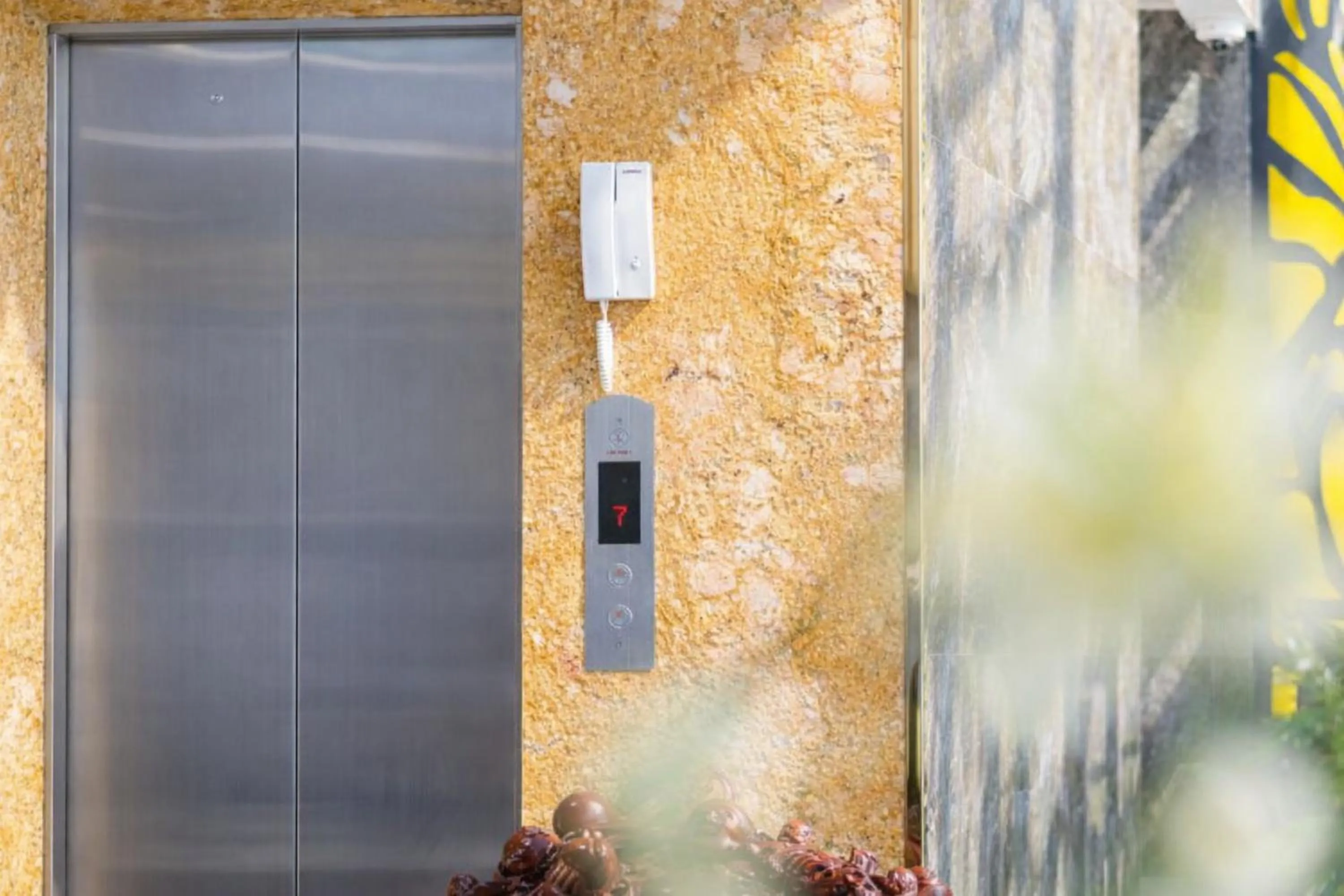 elevator in Xavia Hotel Quy Nhơn