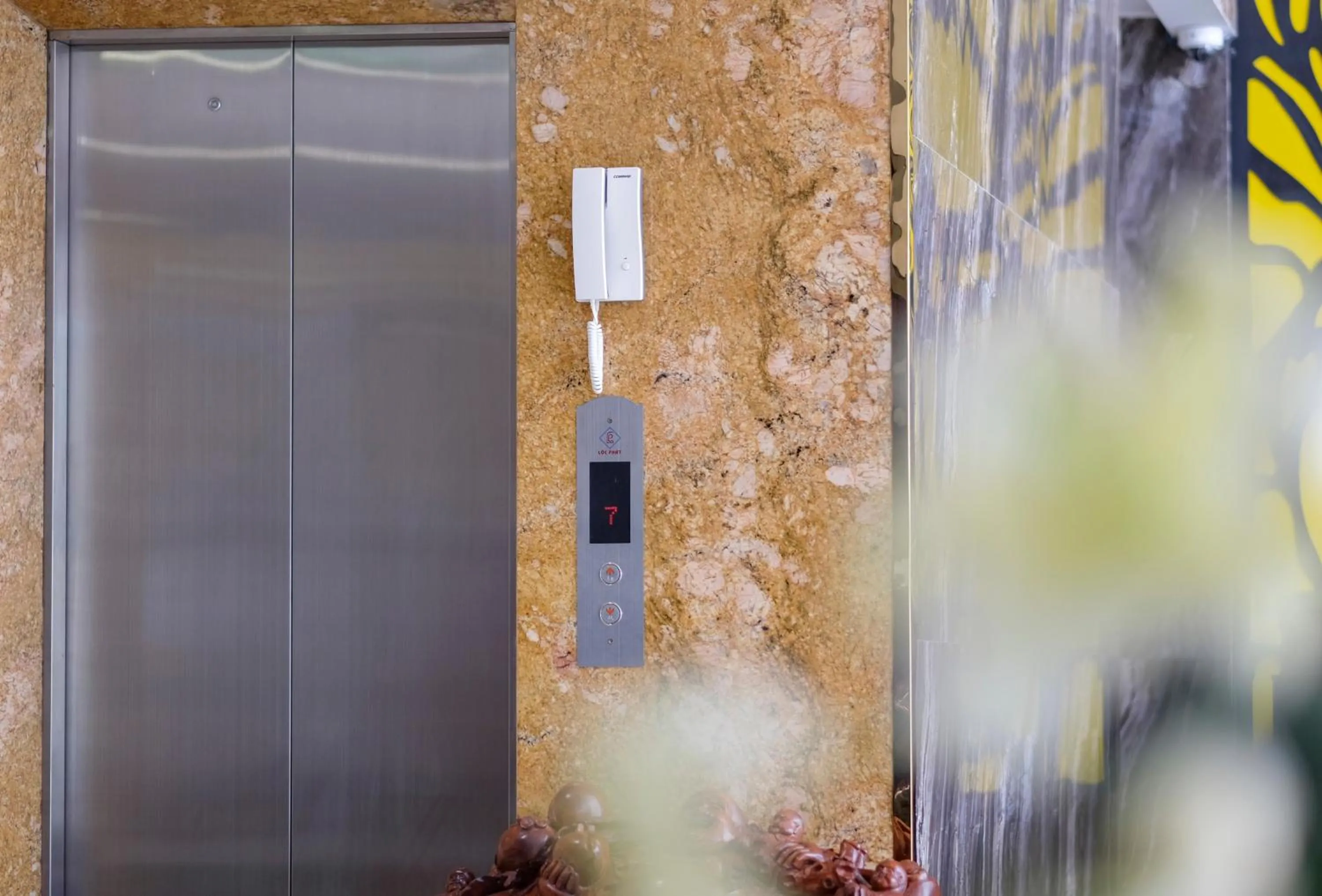 elevator in Xavia Hotel Quy Nhơn