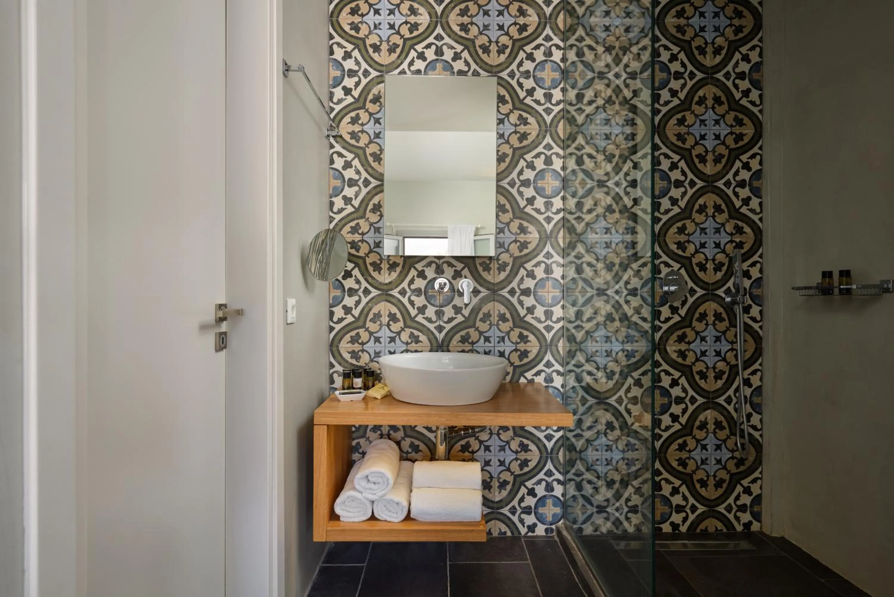 Bathroom in Meltemi Village Hotel