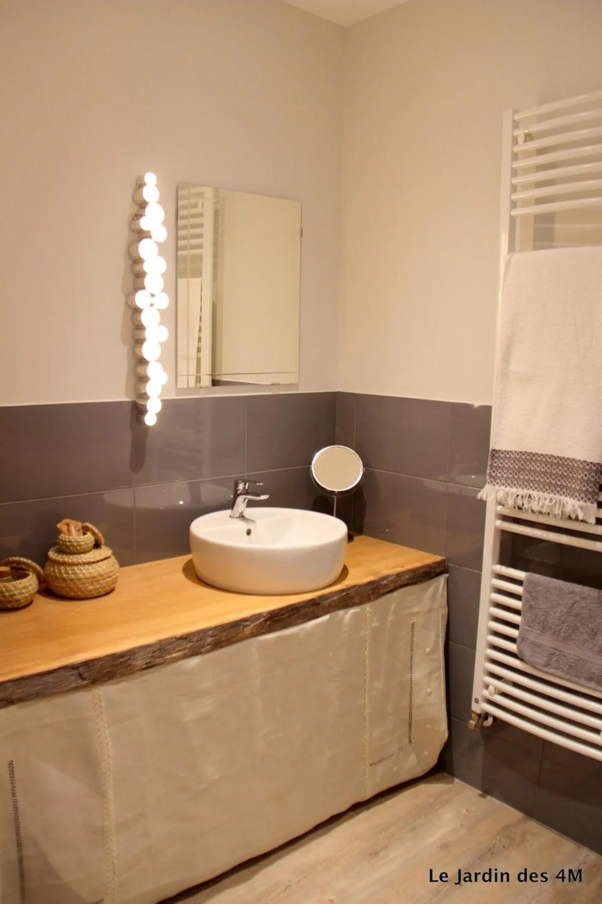 Bathroom in Le Jardin des 4M