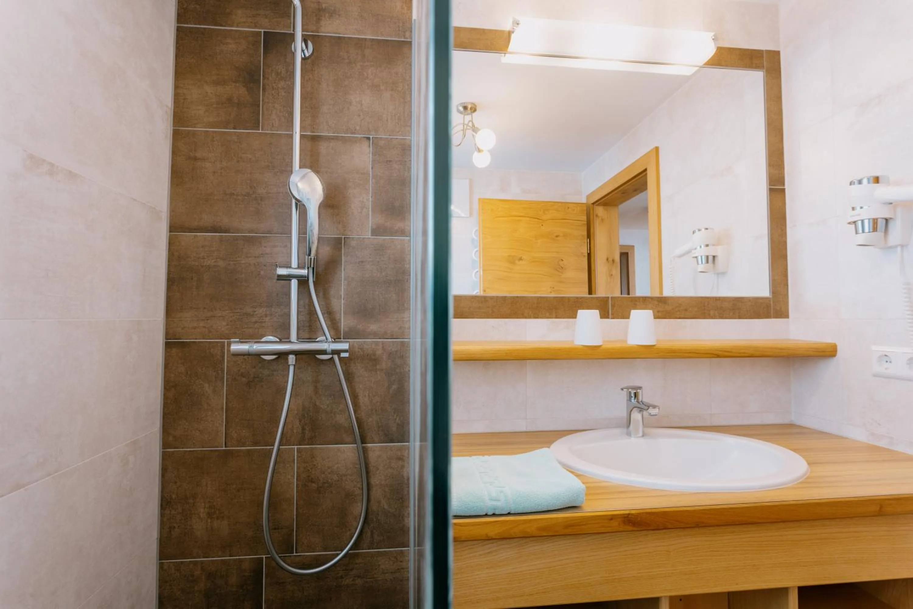 Shower in Pension Bergbauernhof Irxner