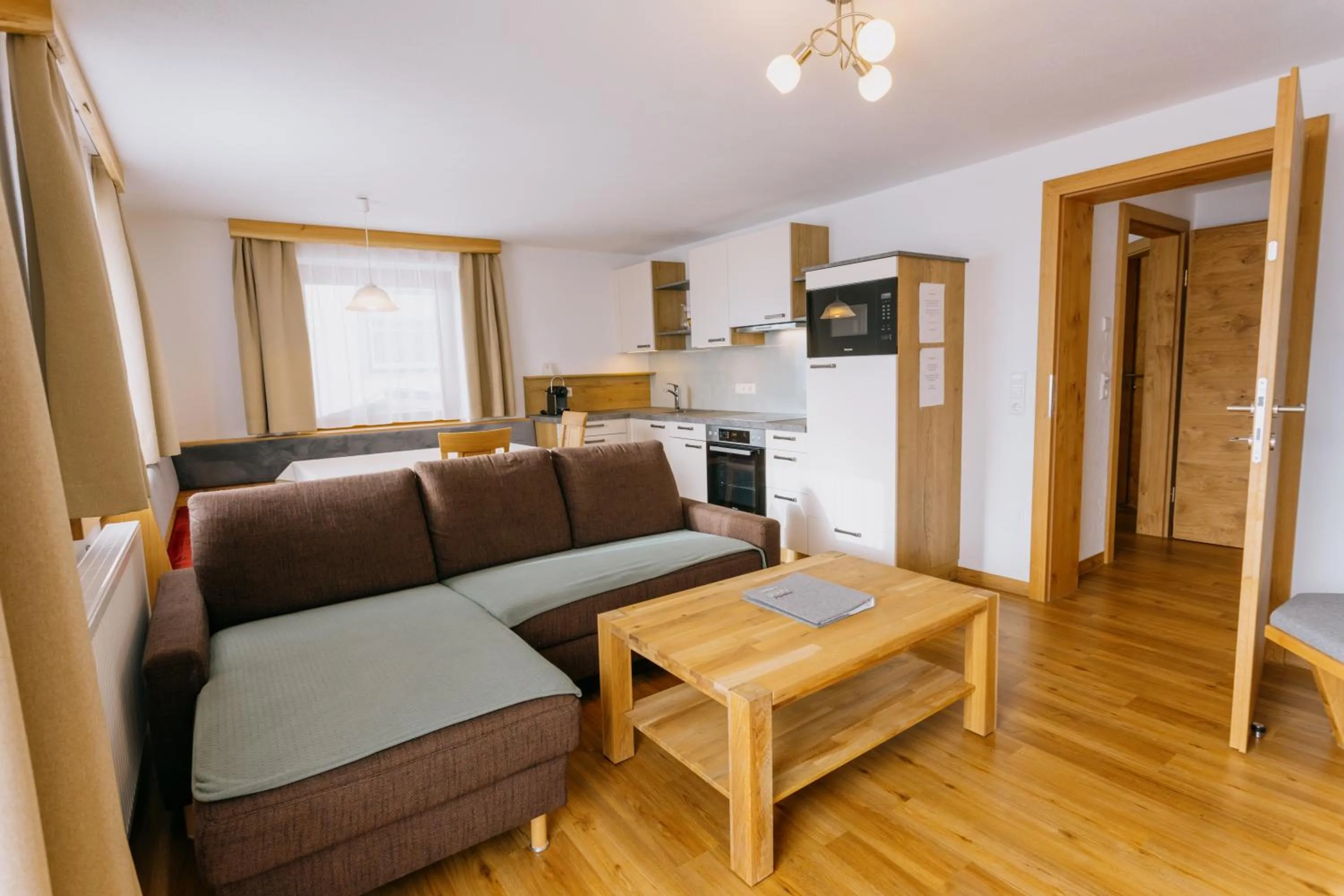 Kitchen or kitchenette in Pension Bergbauernhof Irxner