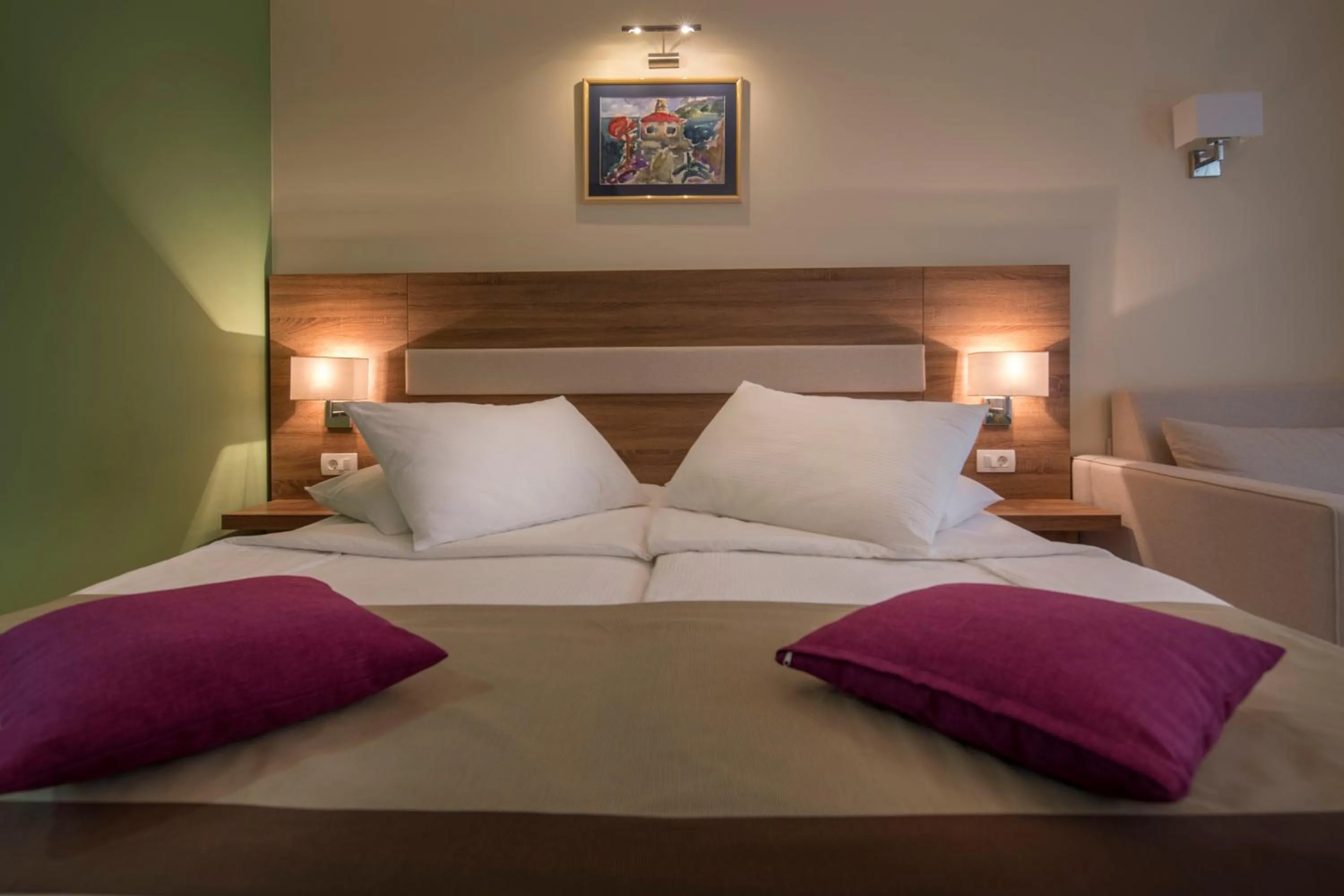 Bed in Hotel Park Makarska