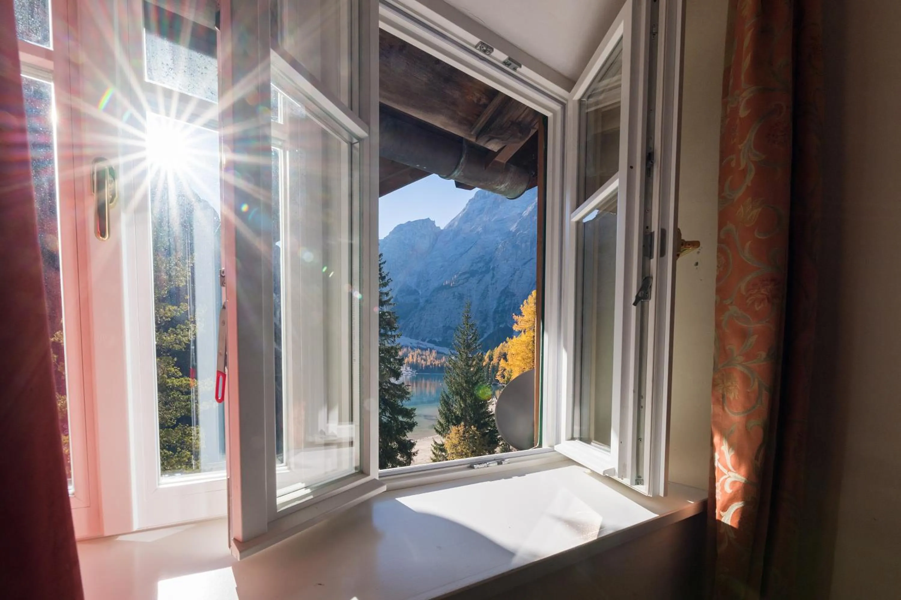 Hotel Lago di Braies