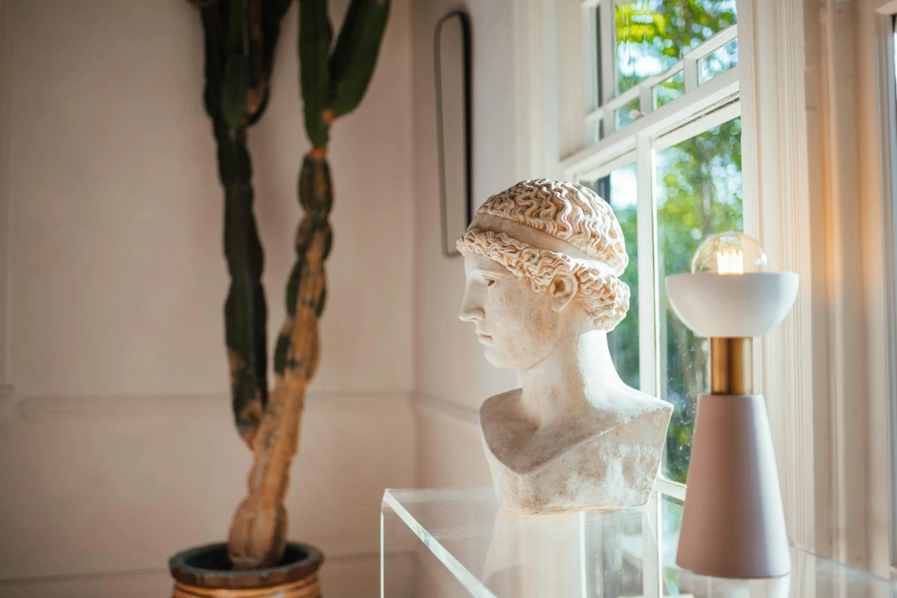 Decorative detail in DREAMERS bnb