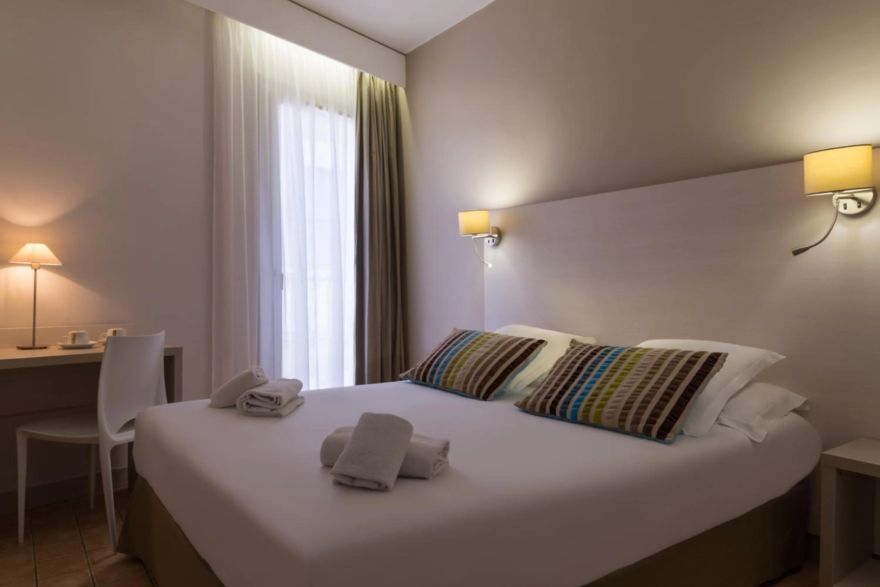 Classic Double Room with Village View in The Originals Boutique, Hôtel Cassitel, Cassis