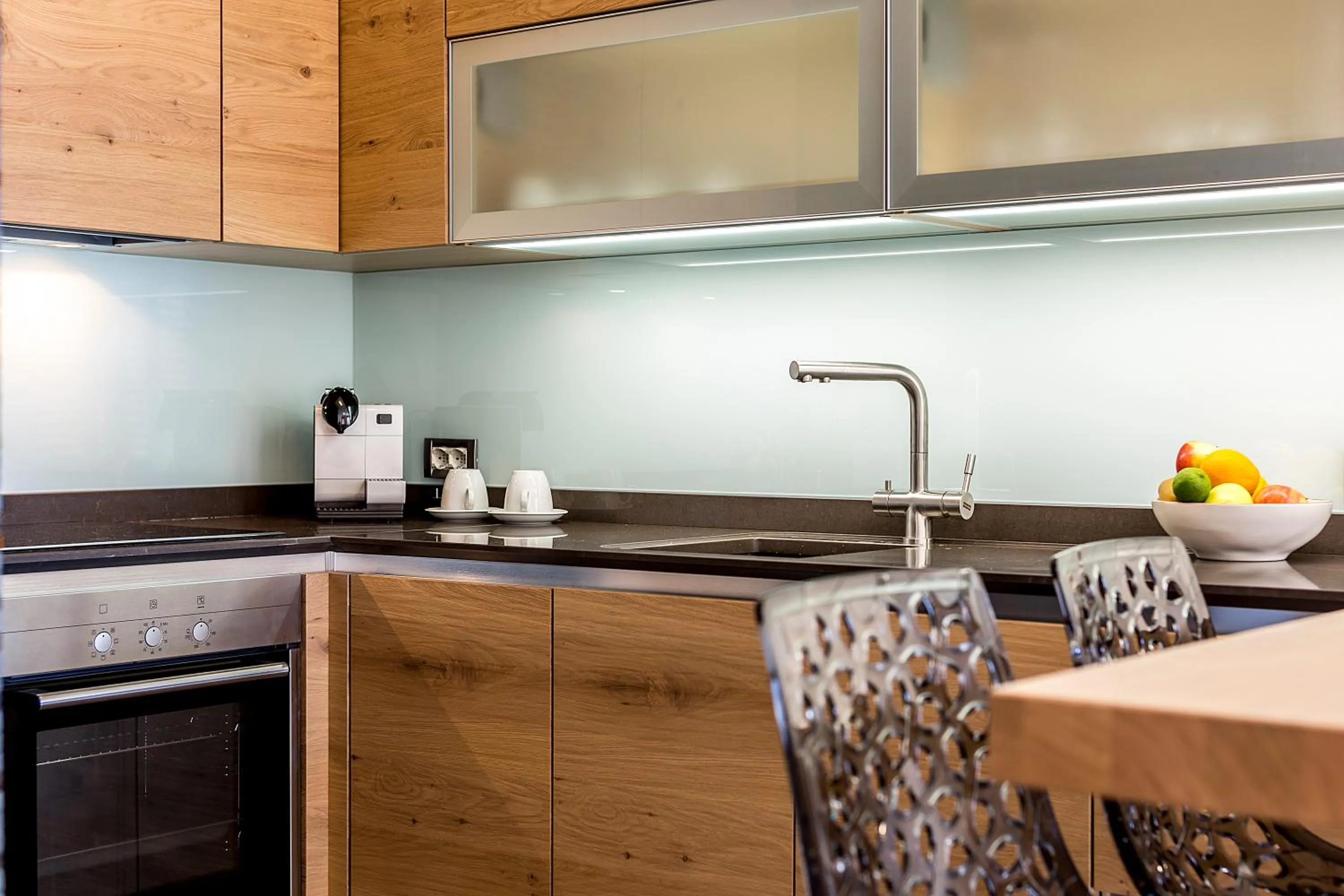 Kitchen or kitchenette in Seaview Luxury Retreat