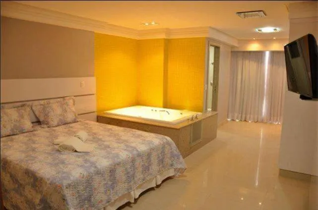 Bed in Brisa Tower Hotel