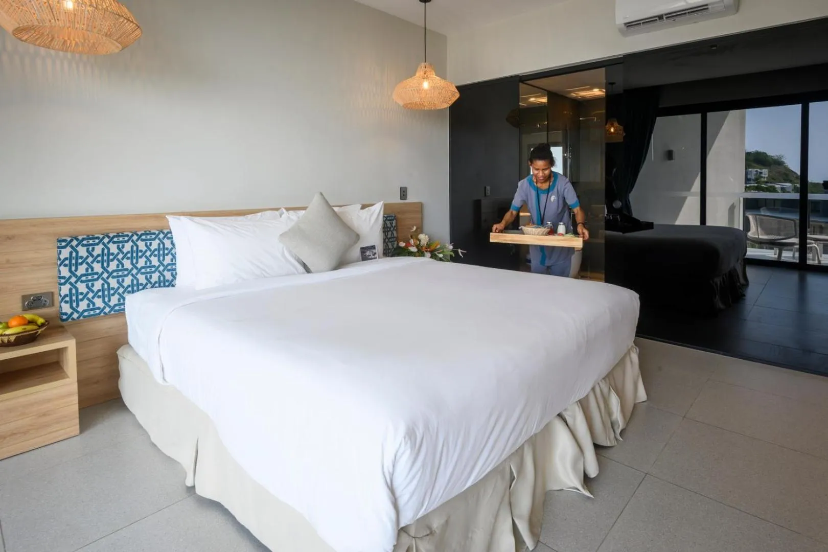 Breakfast, Bed in Loloata Island Resort