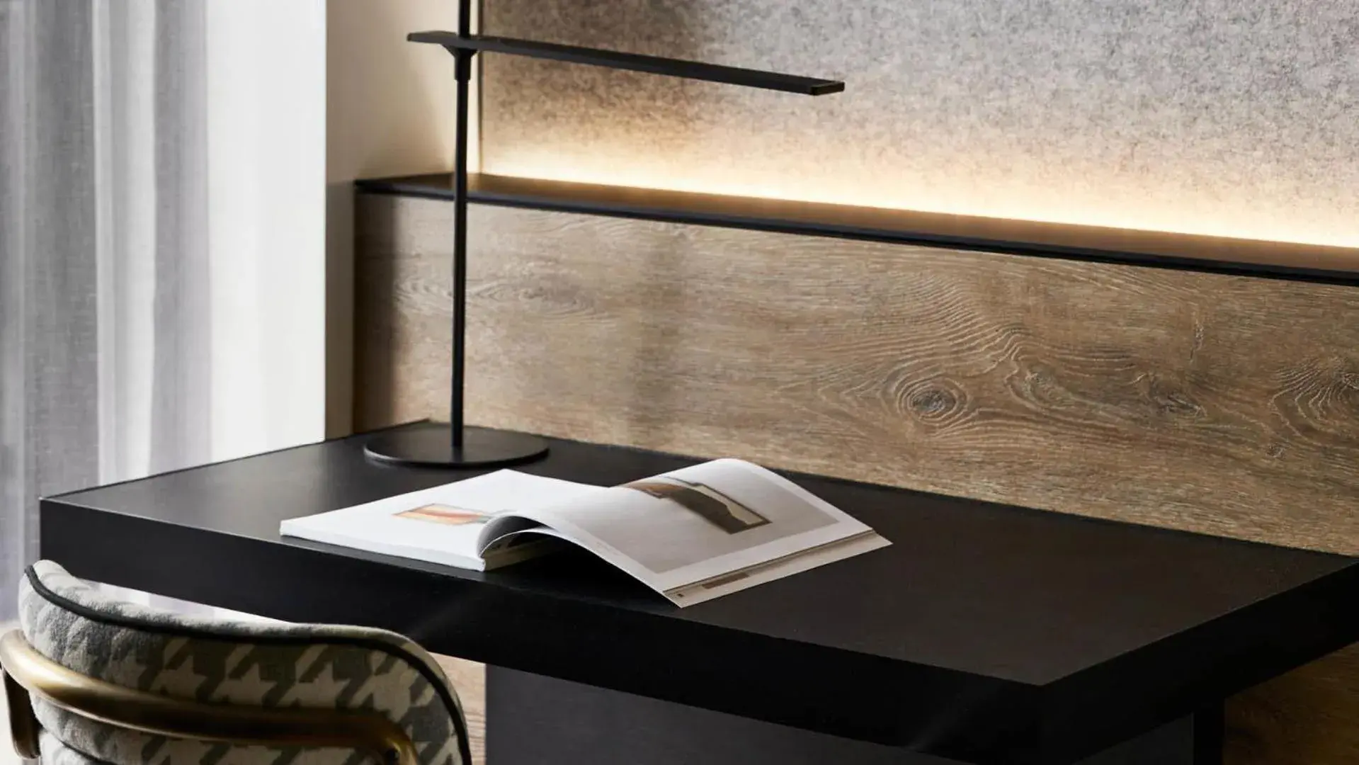 Superior King in Zagame's House Superior King in Zagame's House