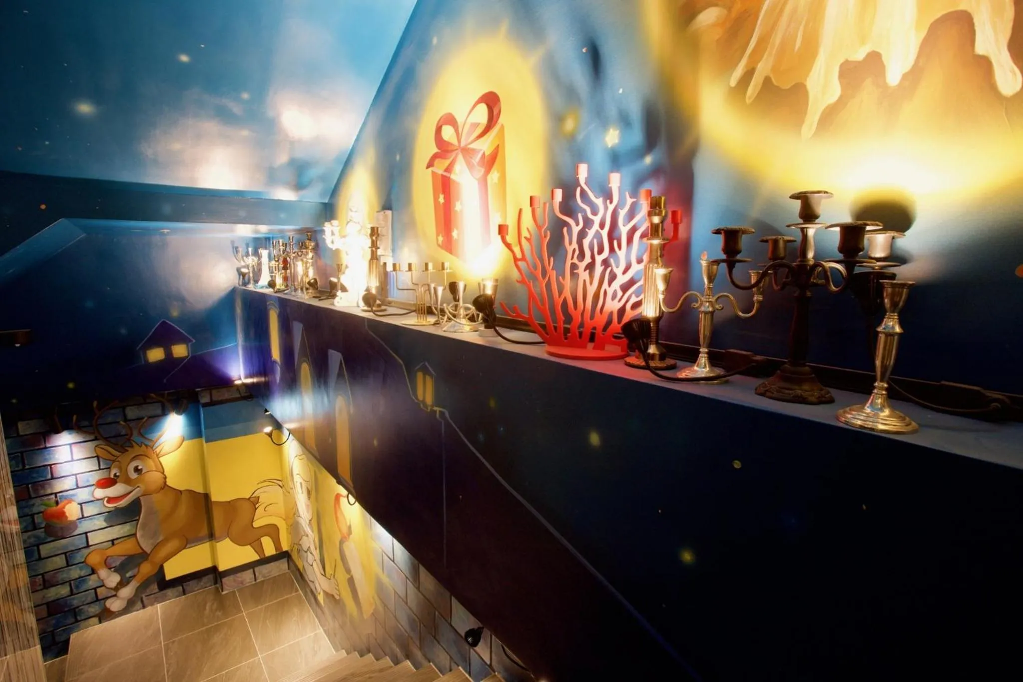 Decorative detail in Norway Forest Travel hotel 1 Taichung