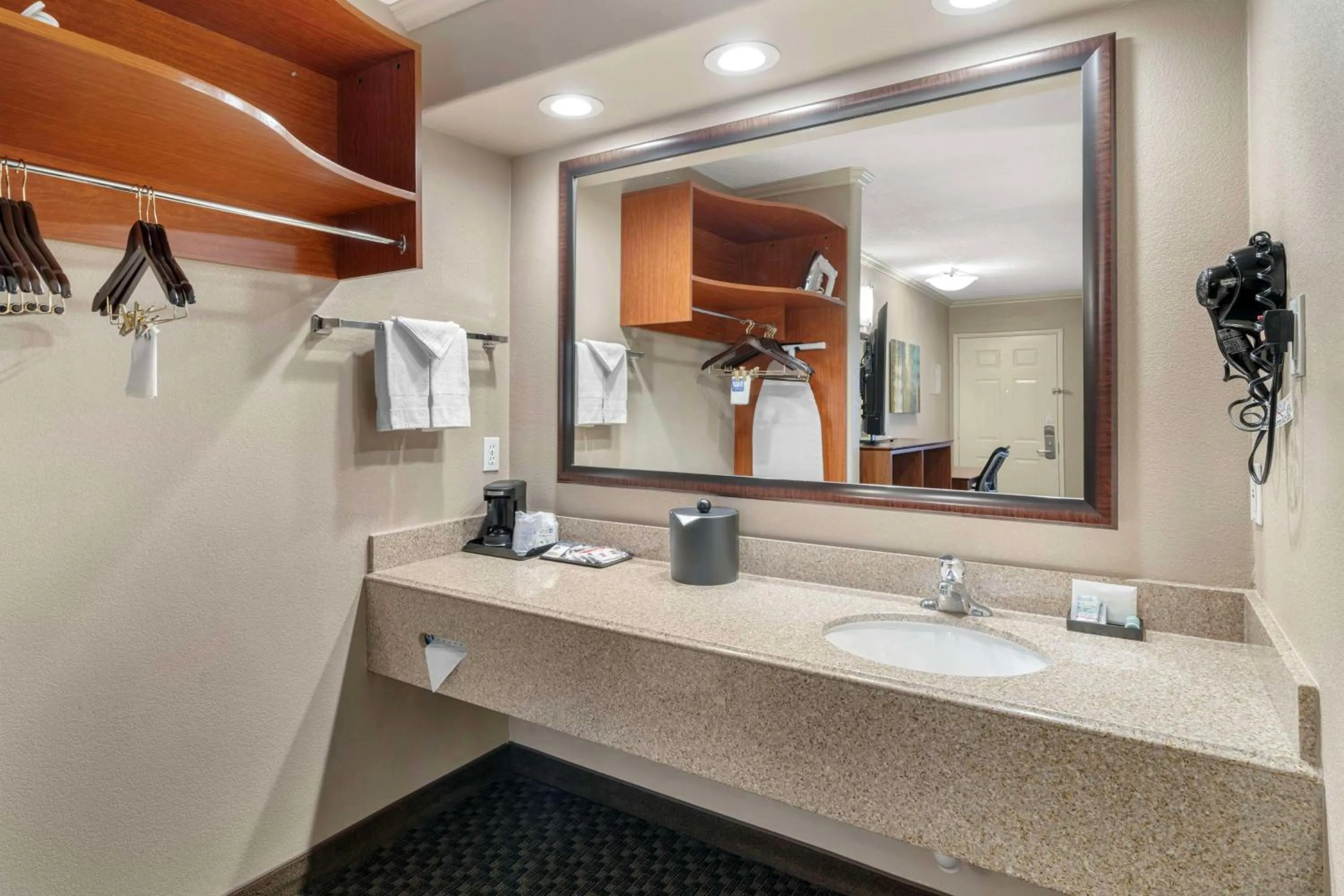 Bathroom in Best Western Oxnard Inn