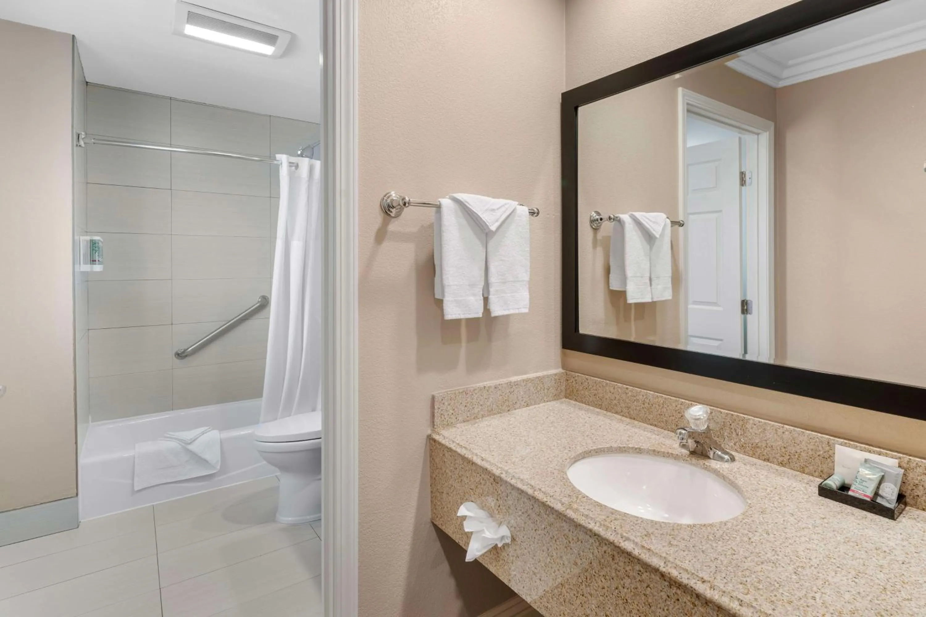 Bathroom in Best Western Oxnard Inn