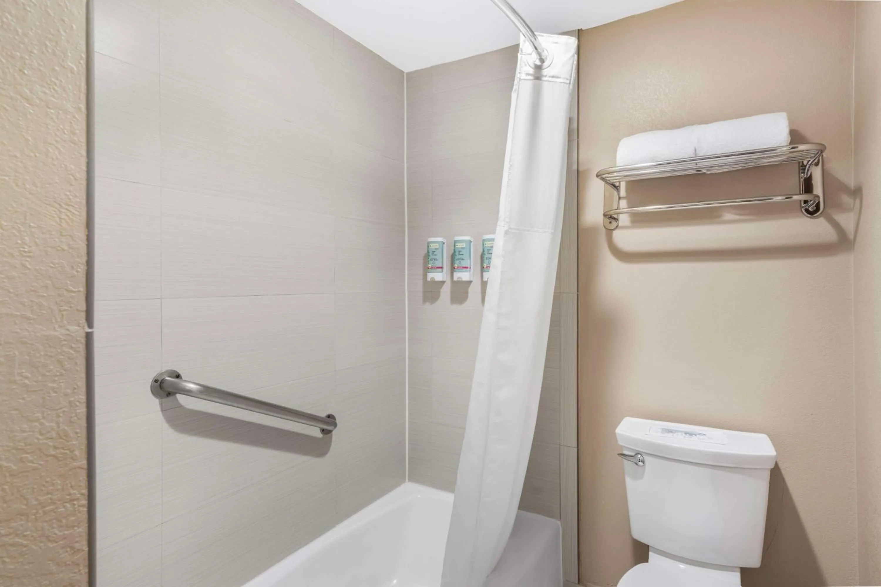 Bathroom in Best Western Oxnard Inn