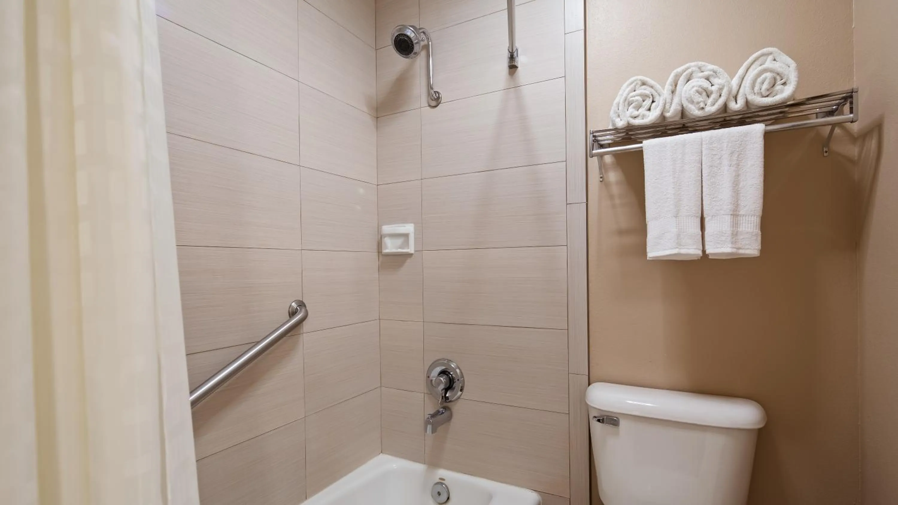 Bathroom in Best Western Oxnard Inn