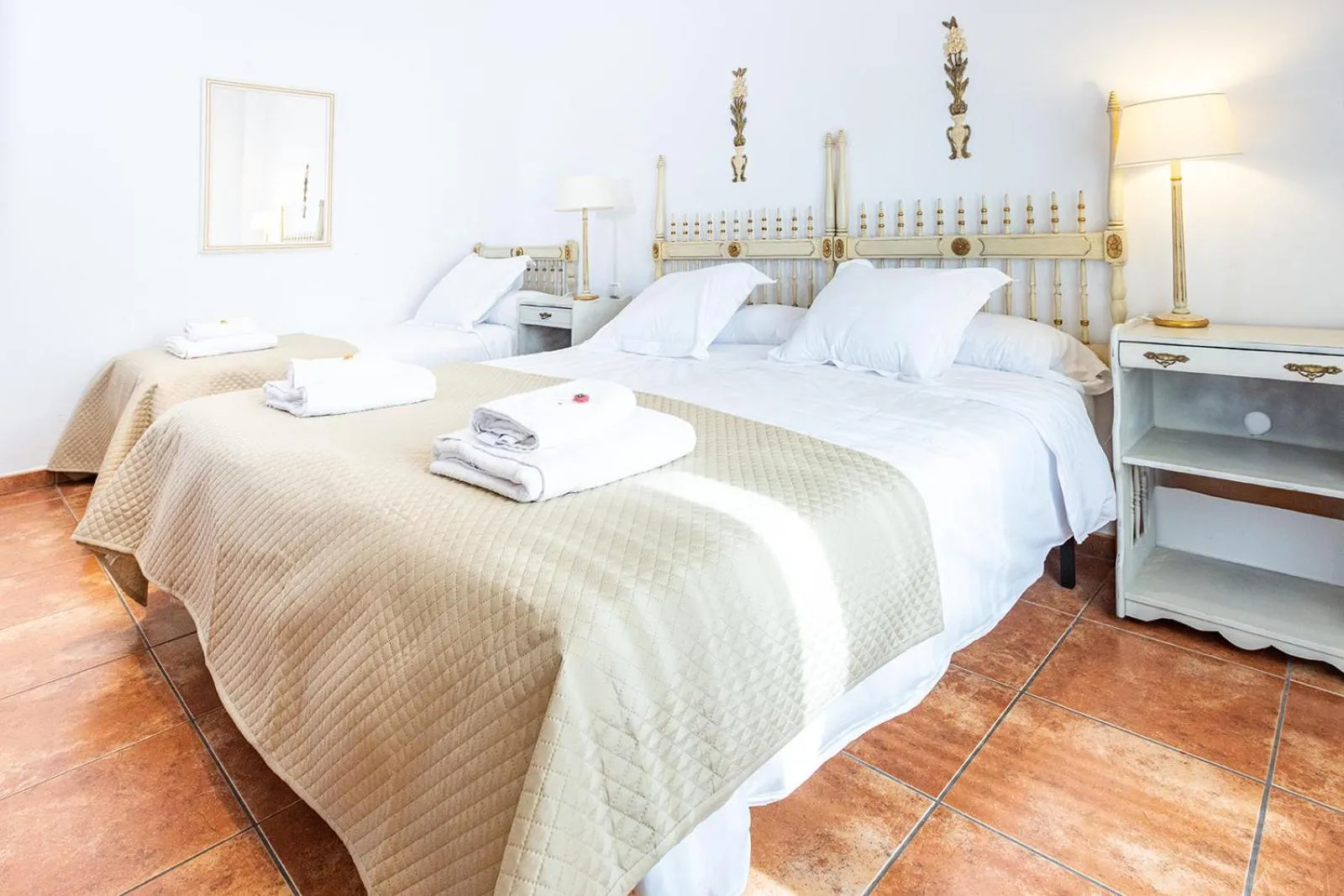 Bedroom, Bed in CASA RURAL Cigarral del Pintor
