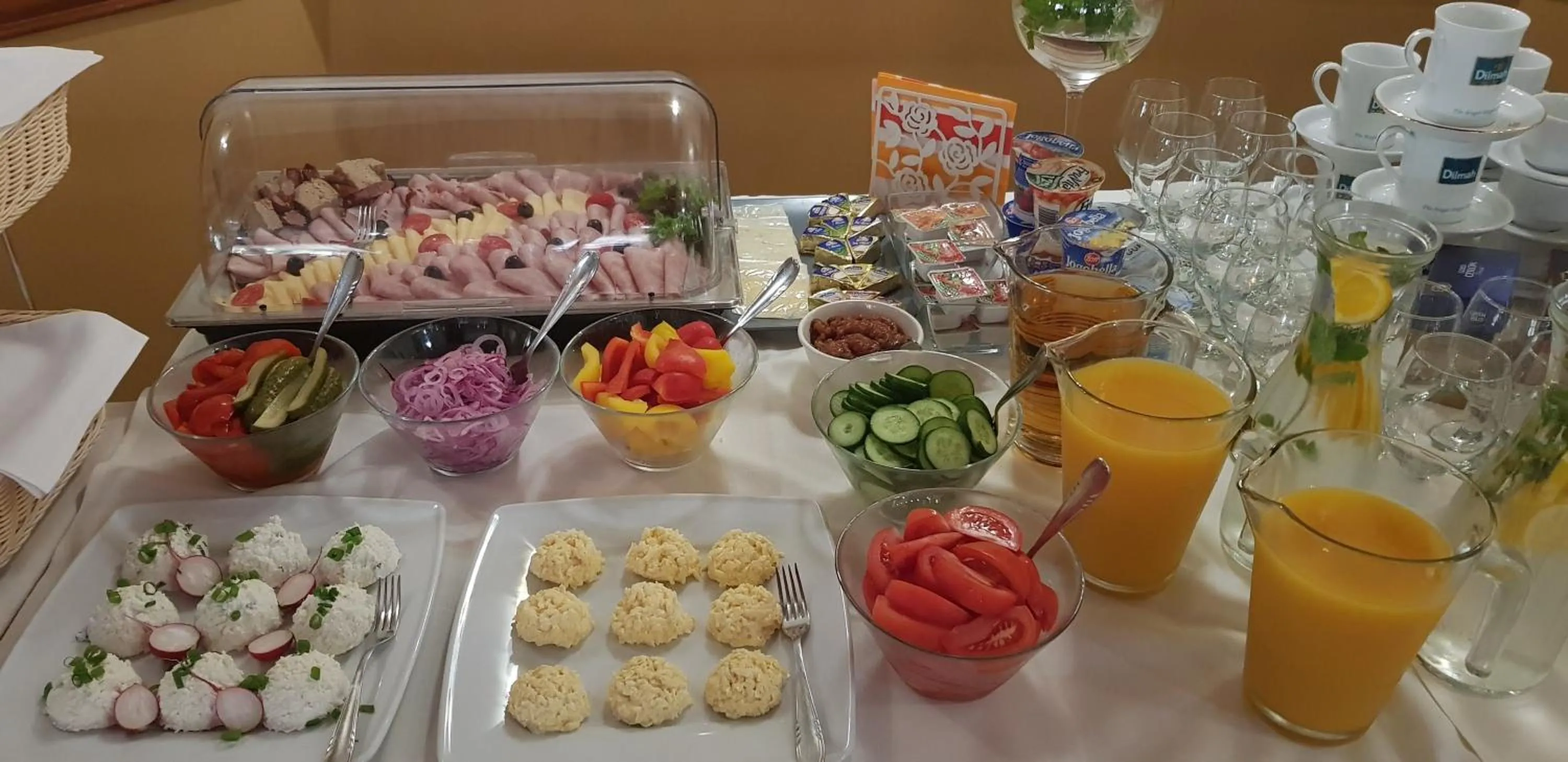 Breakfast in Pokoje De Luxe Figaro