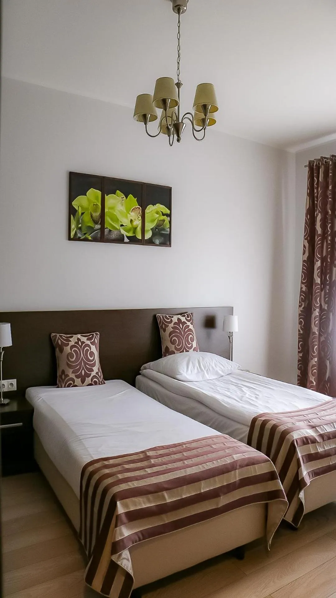 Photo of the whole room, Bed in Pokoje De Luxe Figaro