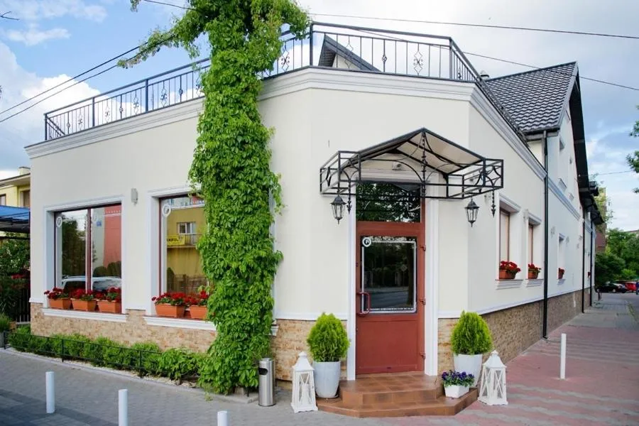 Facade/entrance in Pokoje De Luxe Figaro