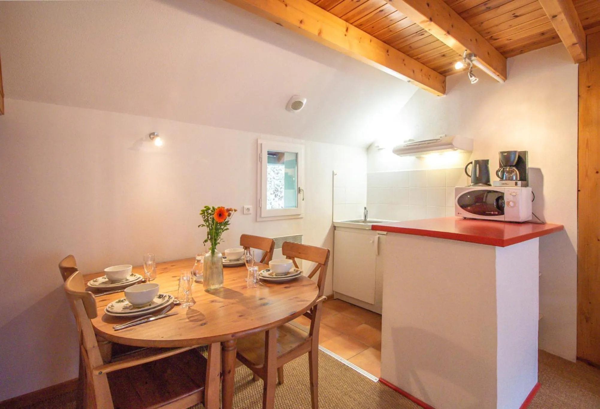 Kitchen or kitchenette in Garden & City Bagnères-de-Bigorre - Domaine de Ramonjuan