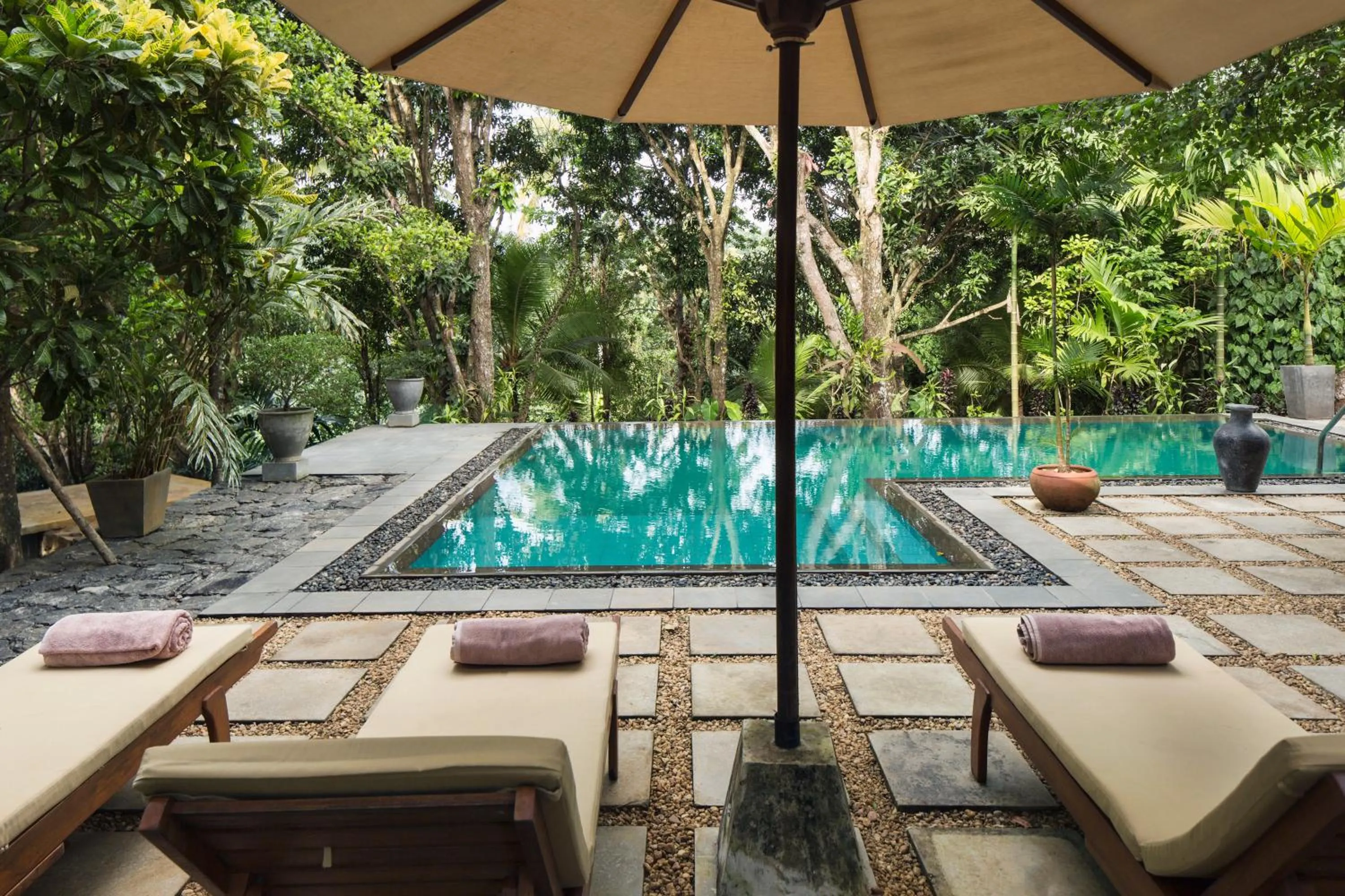 Property building in Rosyth Estate House