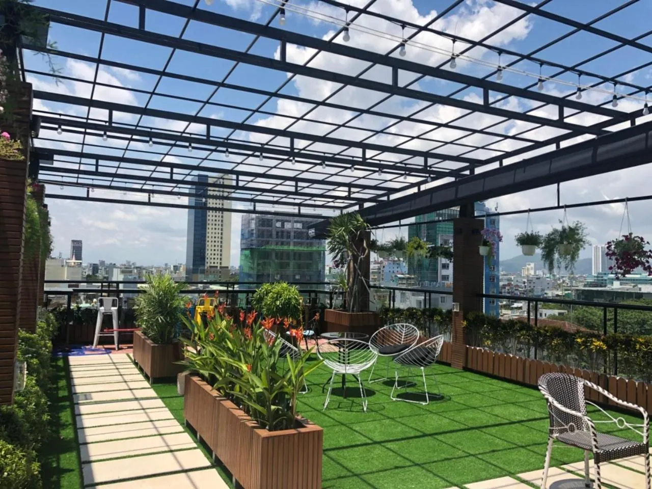 Patio in Anh Nguyet Da Nang Hotel