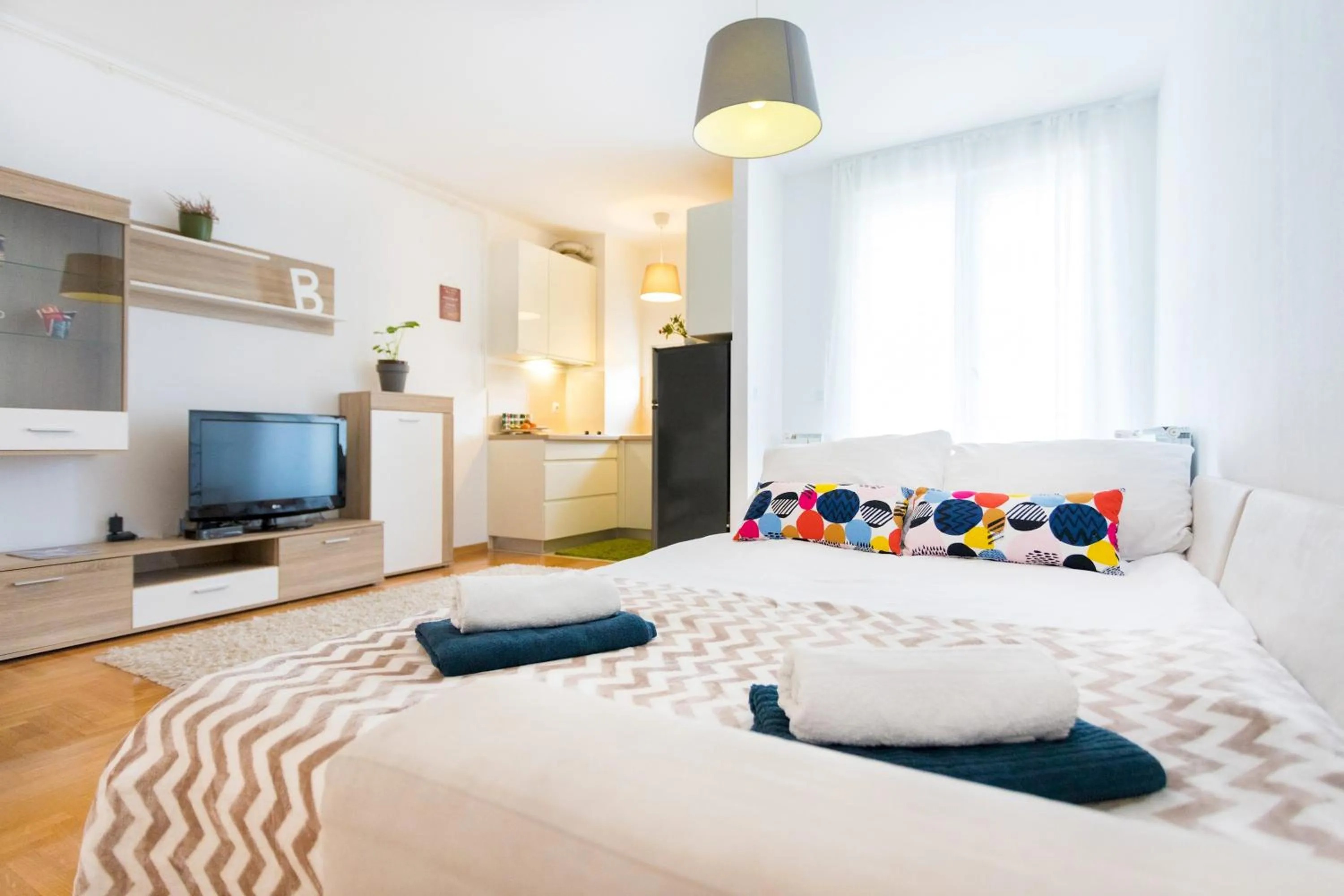 Bed in Cute and Sunny Studio in Zagreb with Balcony & Free Parking