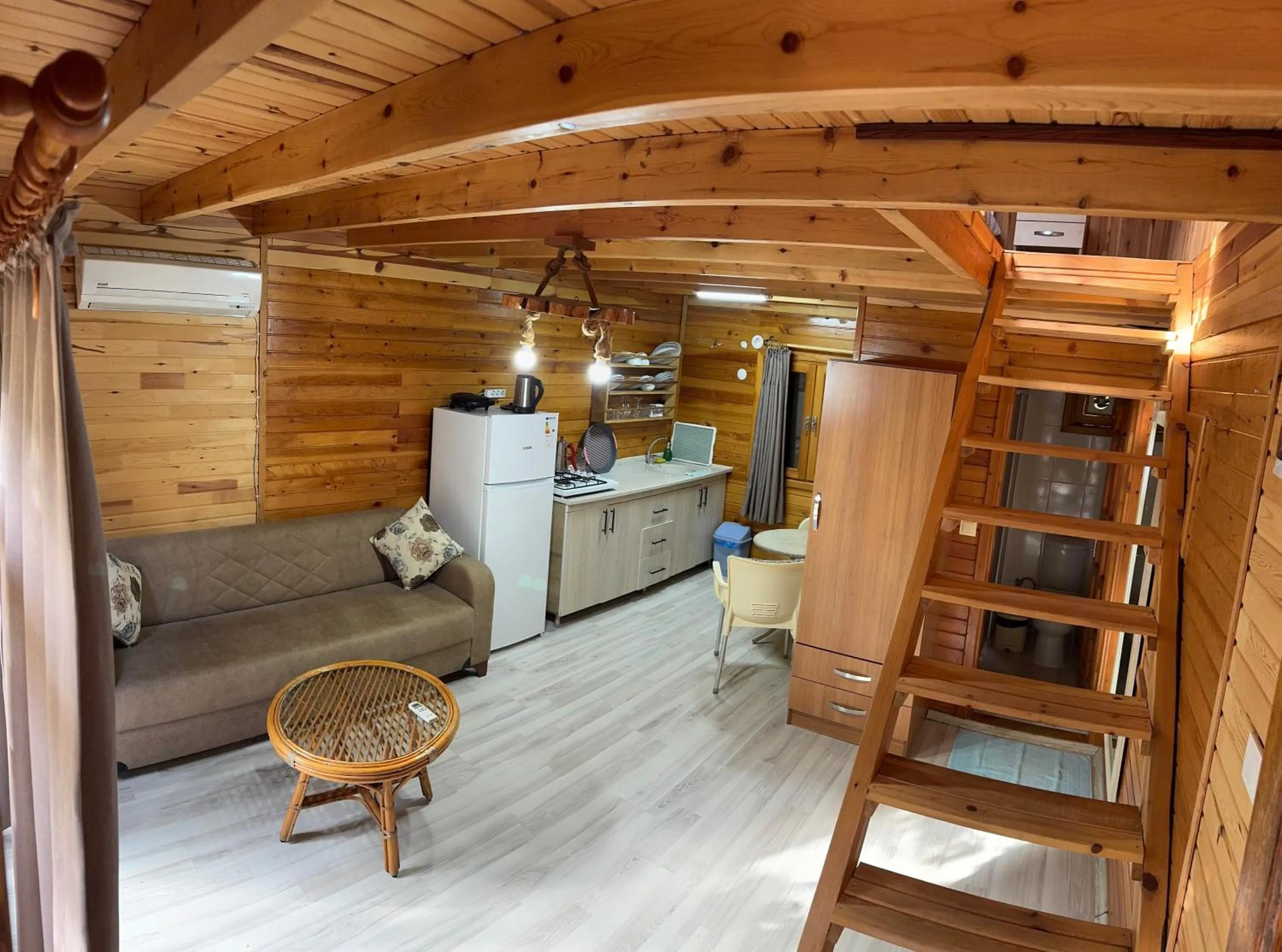 Kitchen or kitchenette in Turkuaz Bungalows