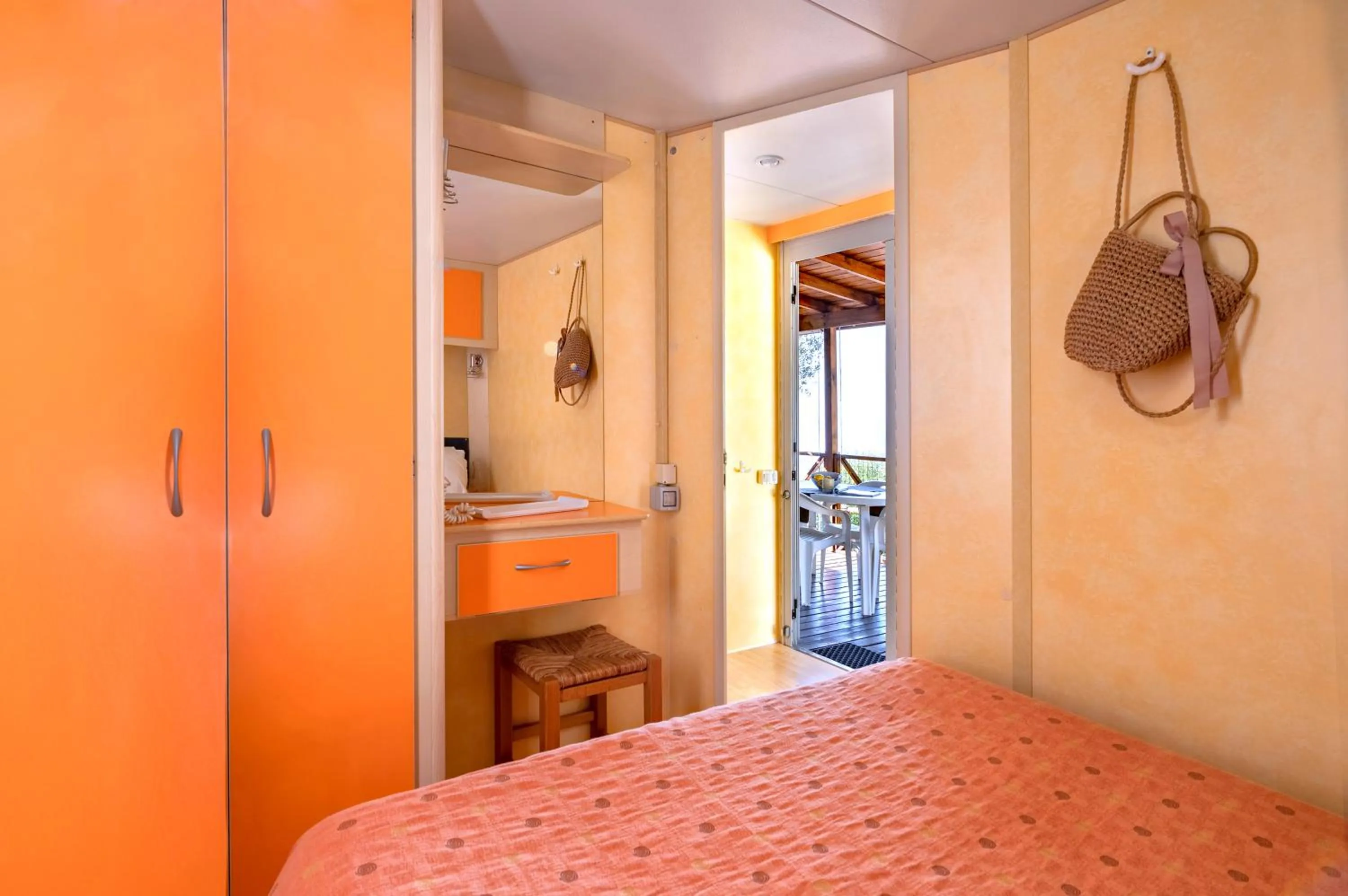 Patio, Bed in Resort Baia del Silenzio