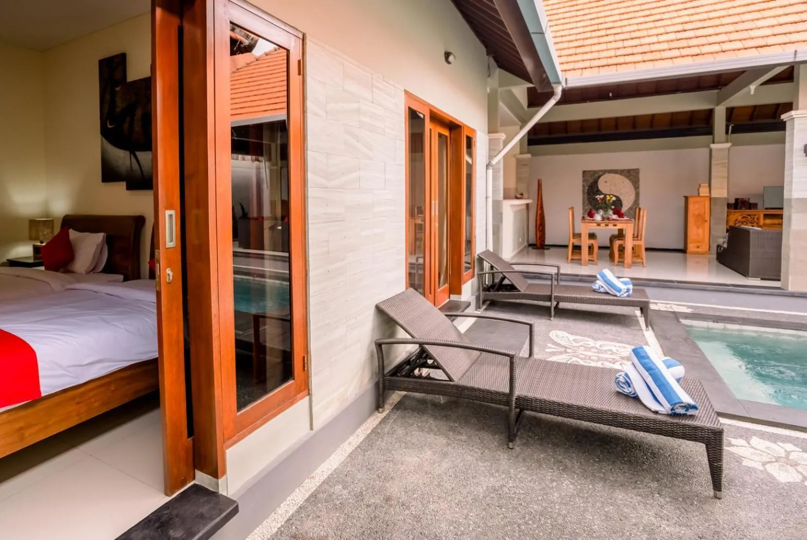 Pool view, Bed in Taman Bali Villas Dewi Sri