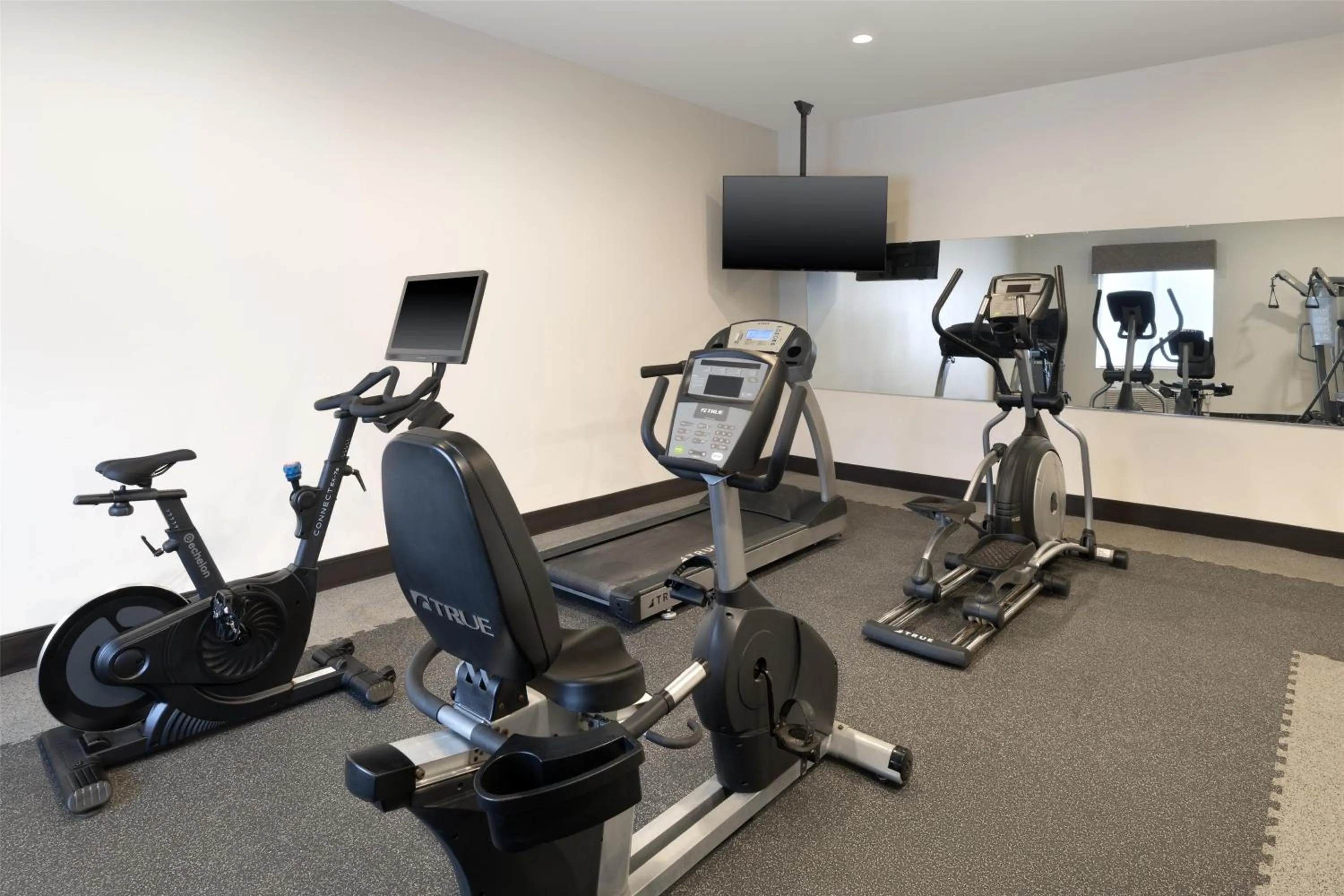 Fitness centre/facilities in Best Western Plus Frontier Inn