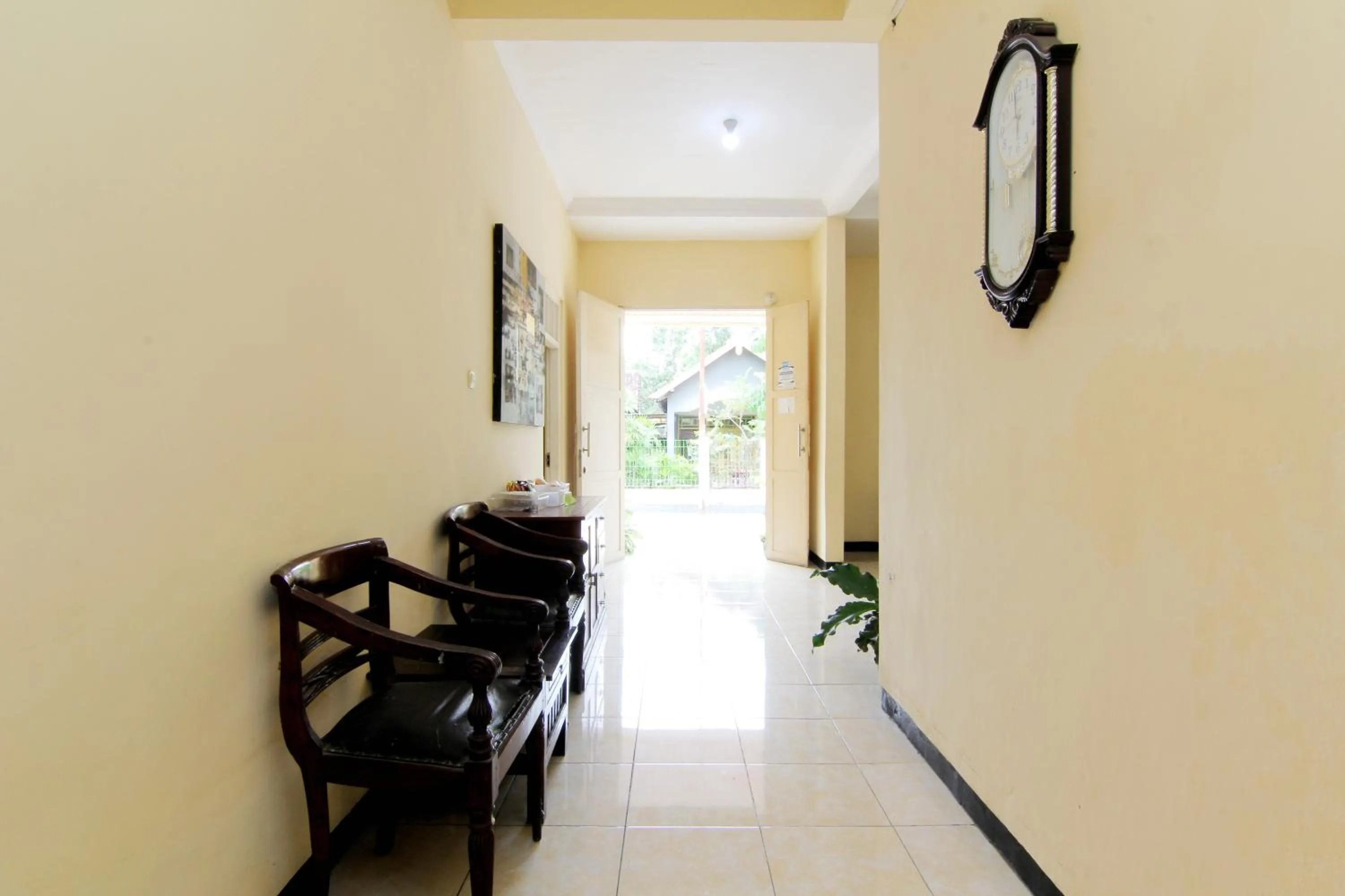 Area and facilities in JJ House Gejayan