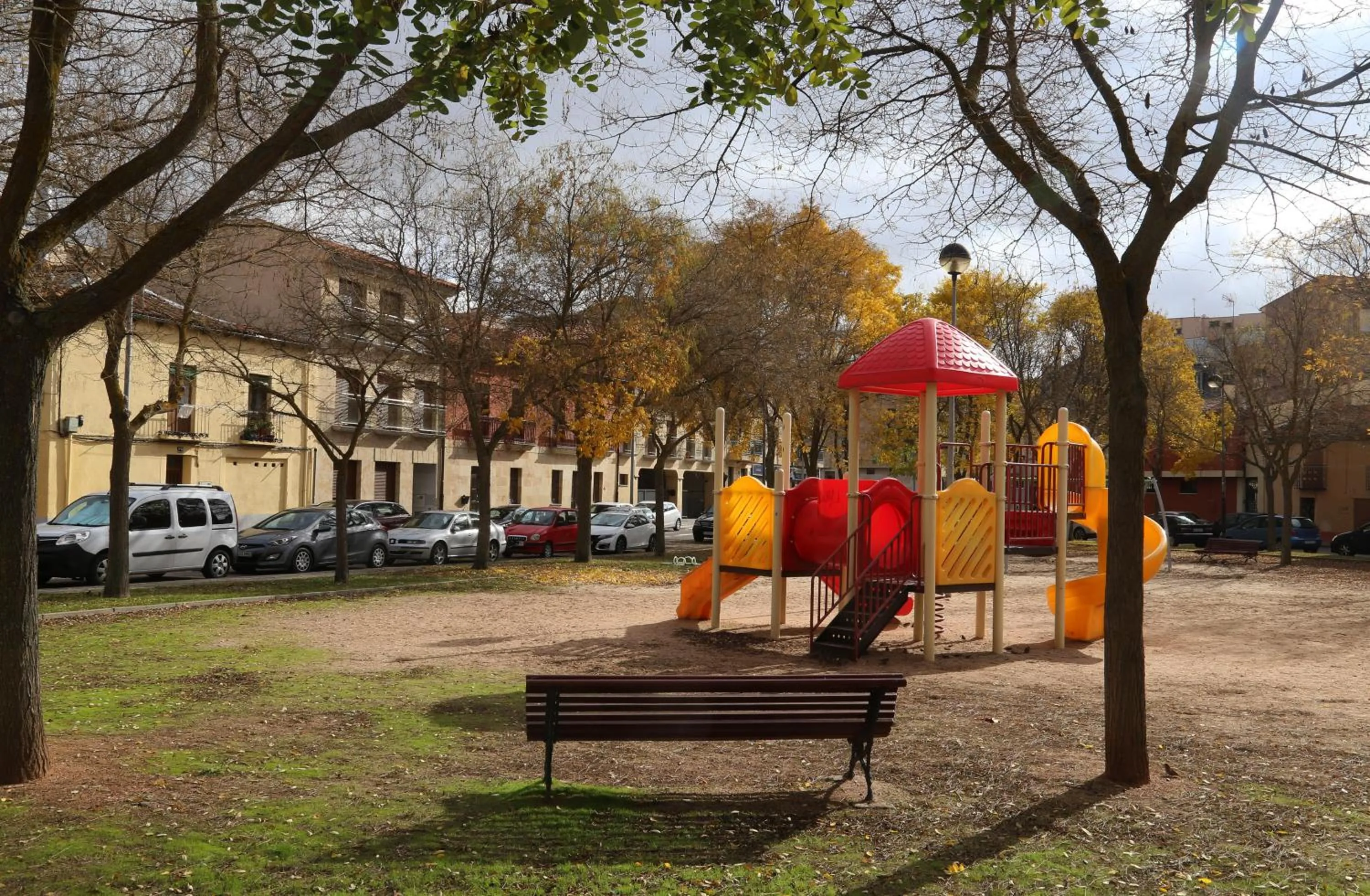 Children play ground in Apartamento Puente Romano Portal 4 1-B