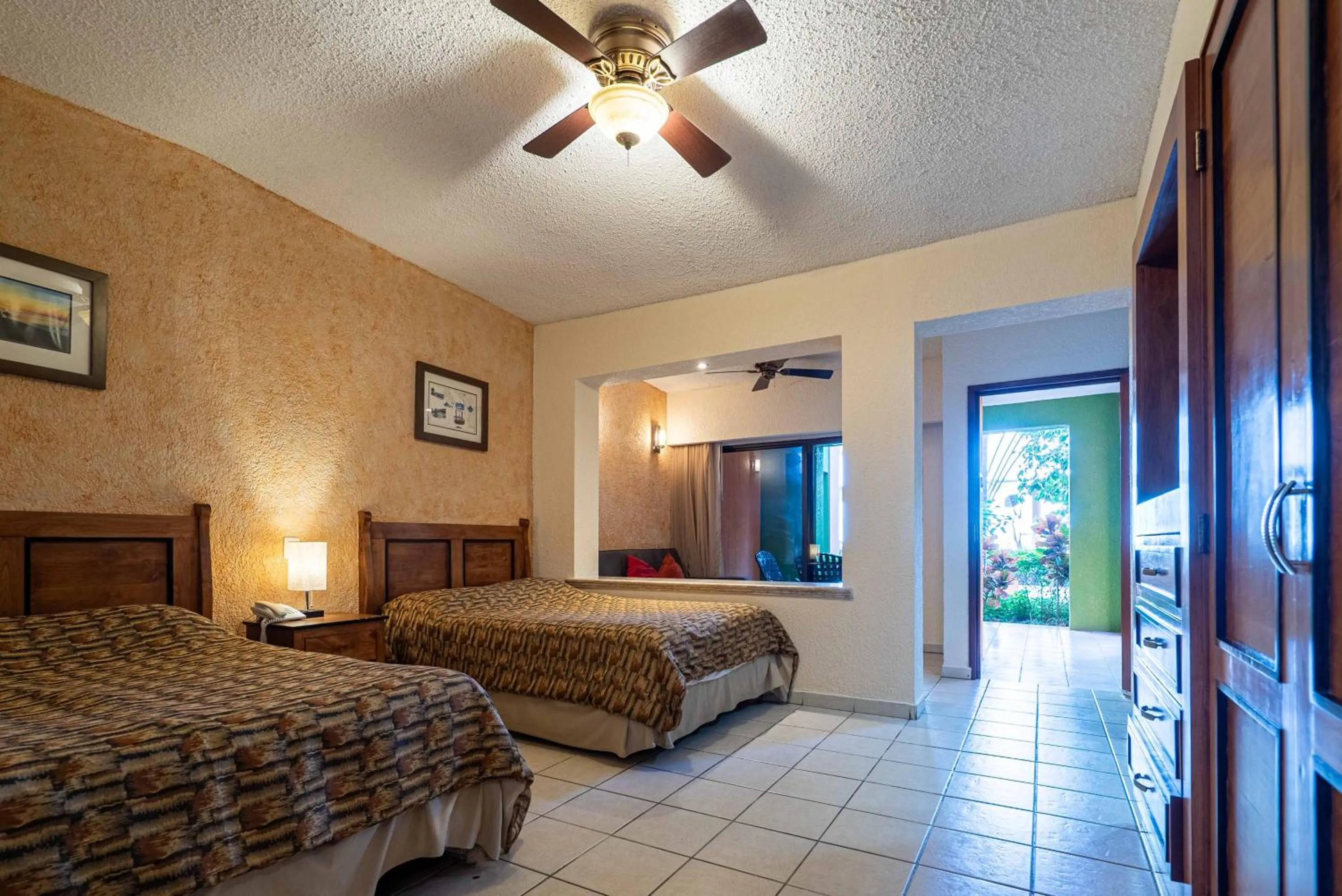 Bed in Hotel Palmas De Cortez