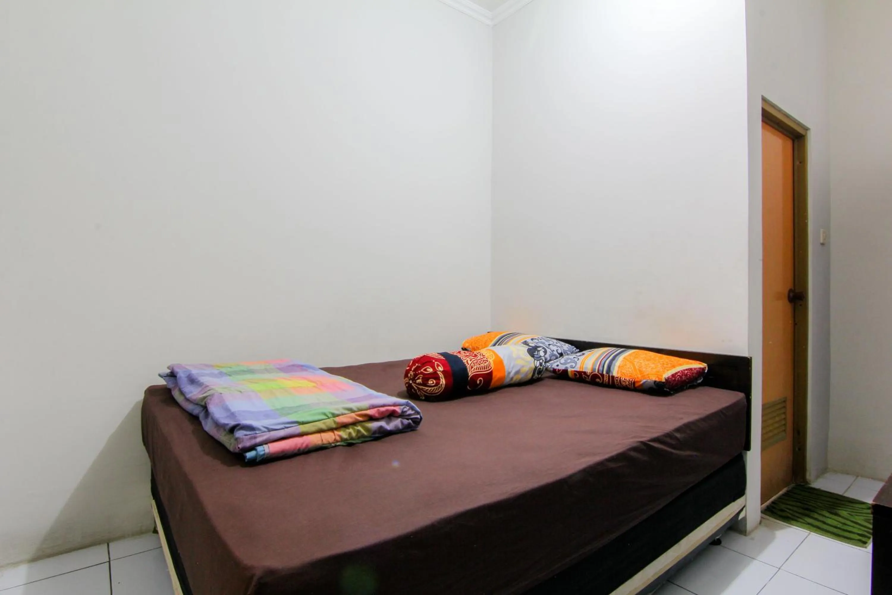 Bed in JJ House Wahid Hasyim