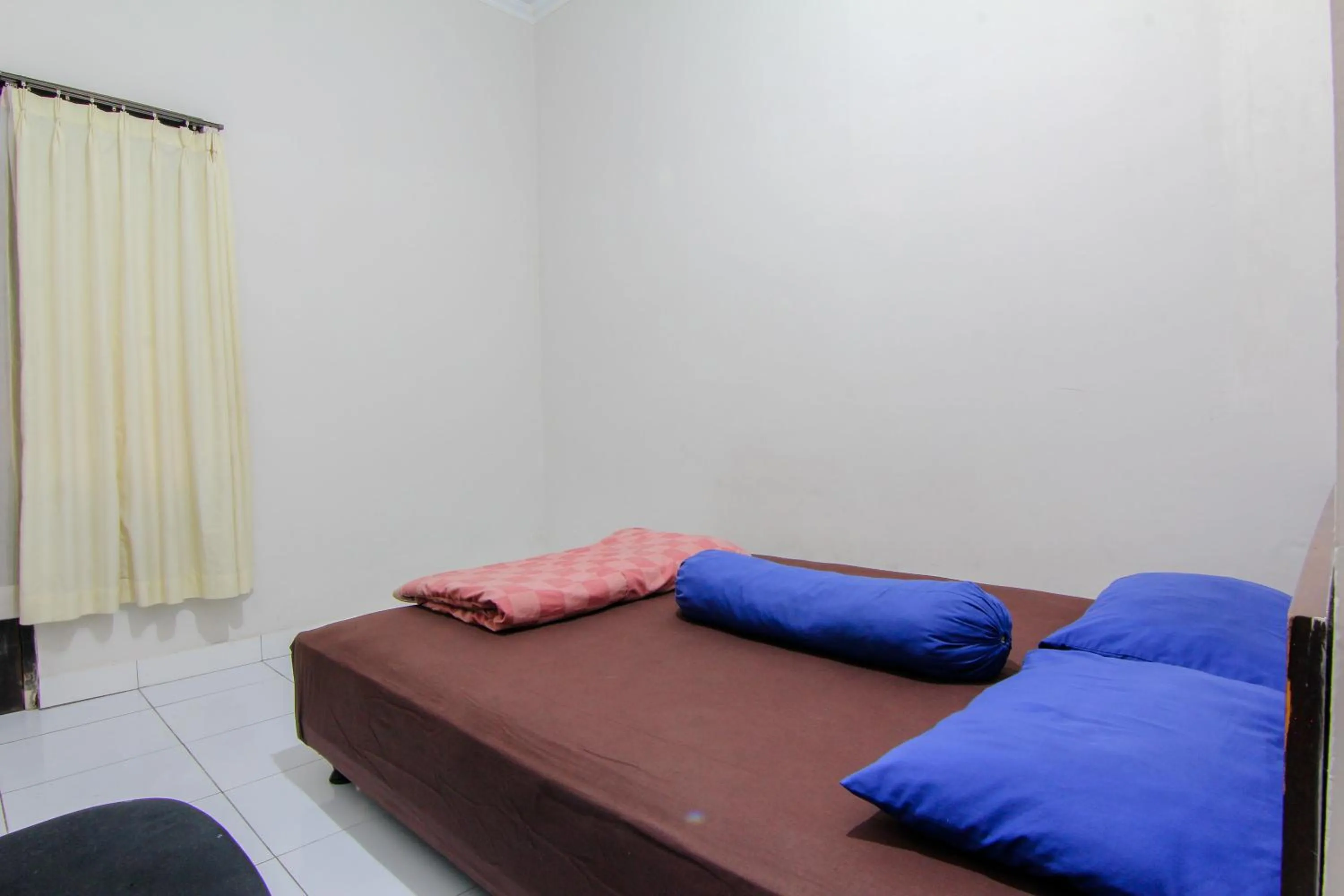 Bed in JJ House Wahid Hasyim