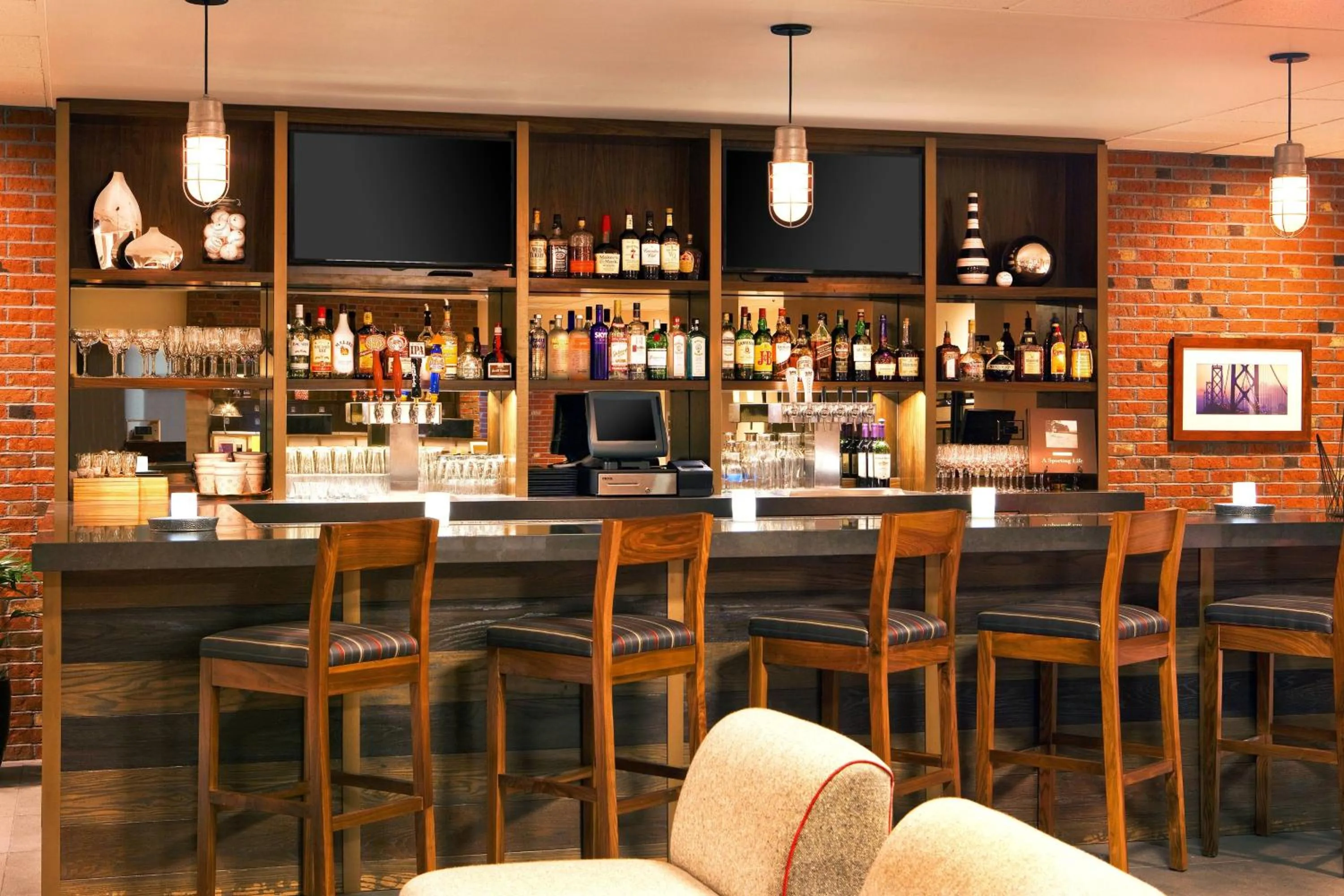 Lobby or reception in Four Points by Sheraton - San Francisco Bay Bridge