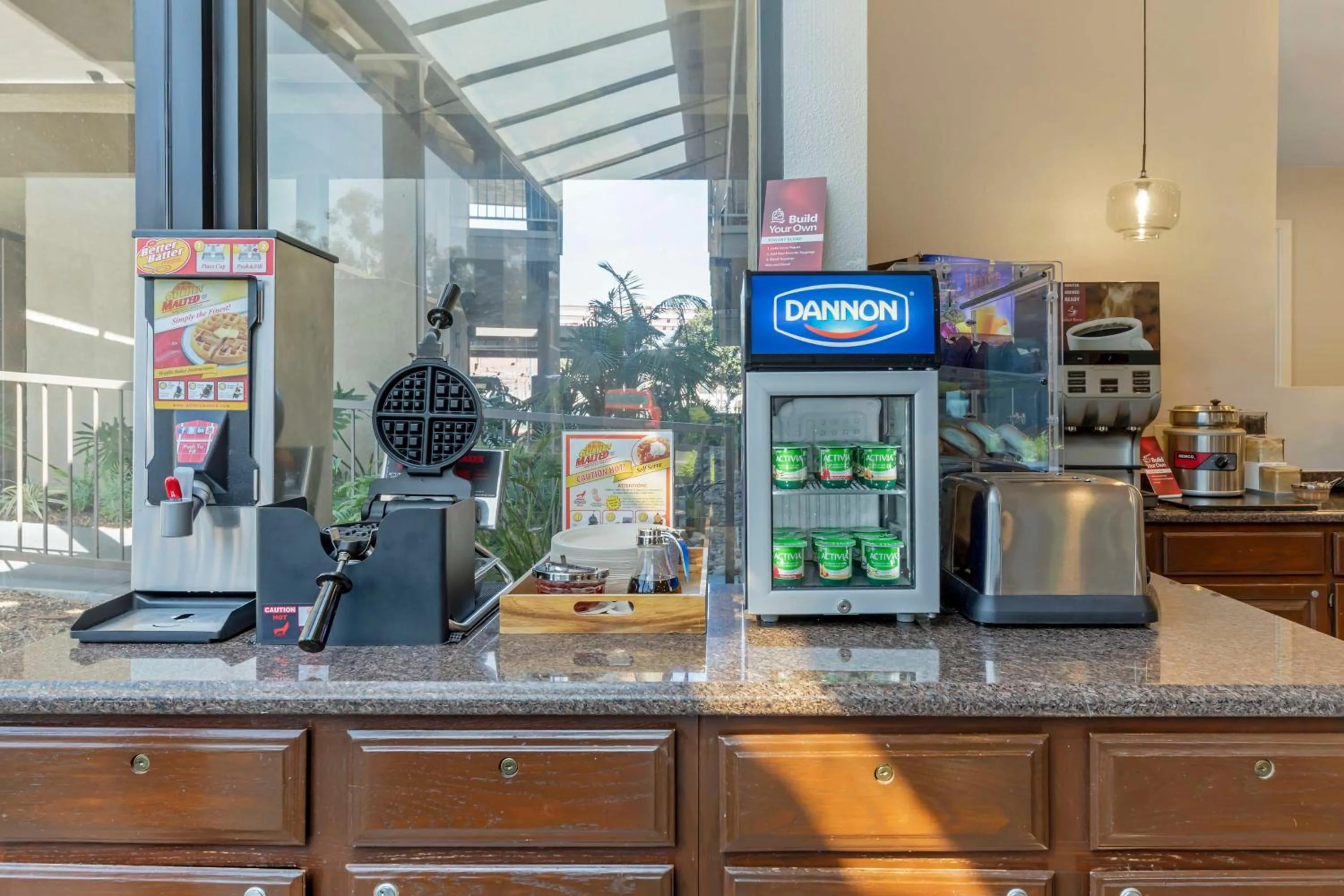 Breakfast in Best Western Plus Executive Inn