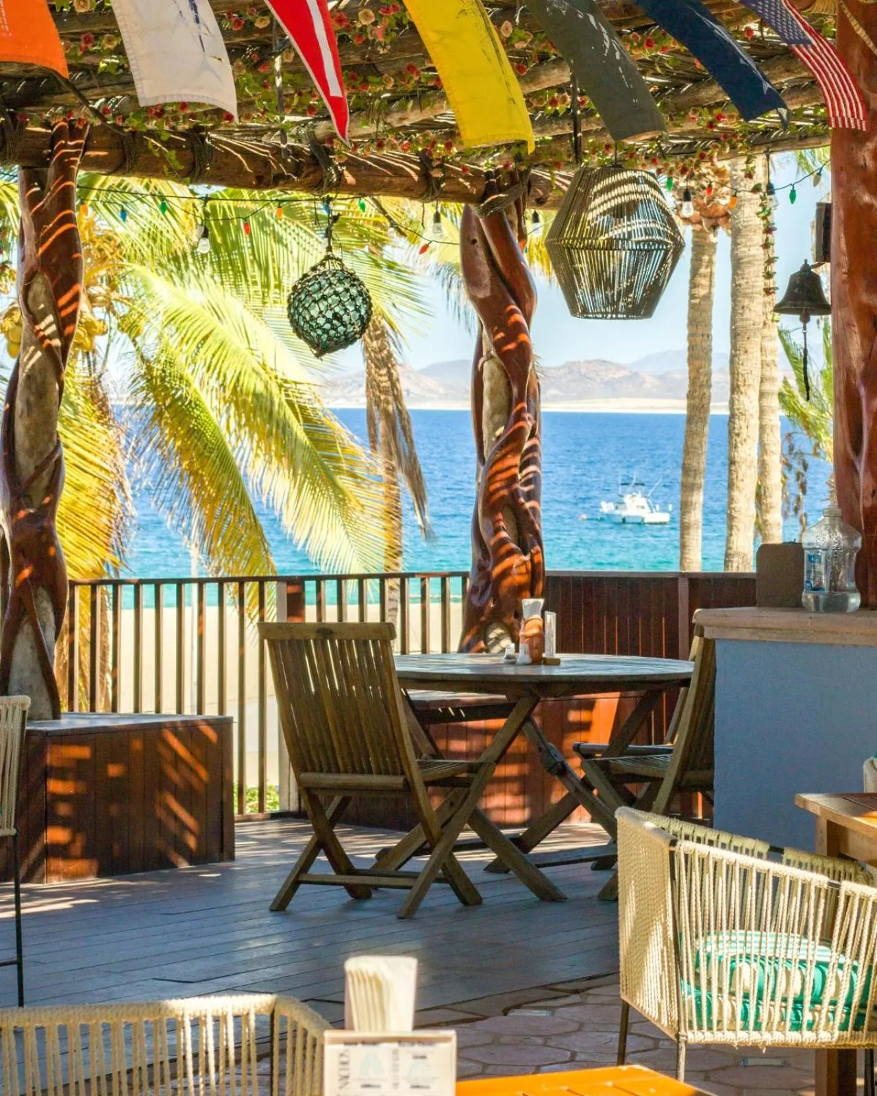 Restaurant/places to eat in Hotel Playa Del Sol