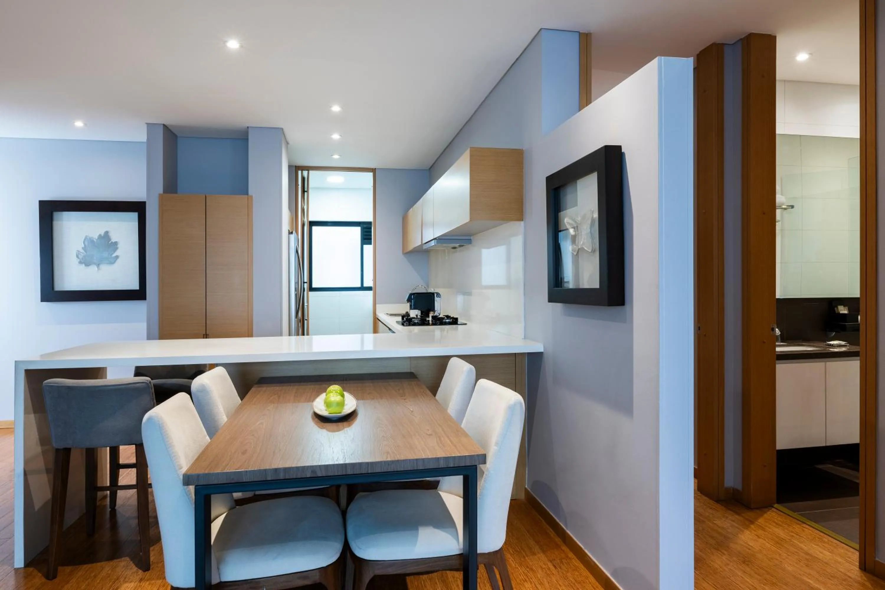 Kitchen or kitchenette in Hotel 93 Luxury Suites by Preferred