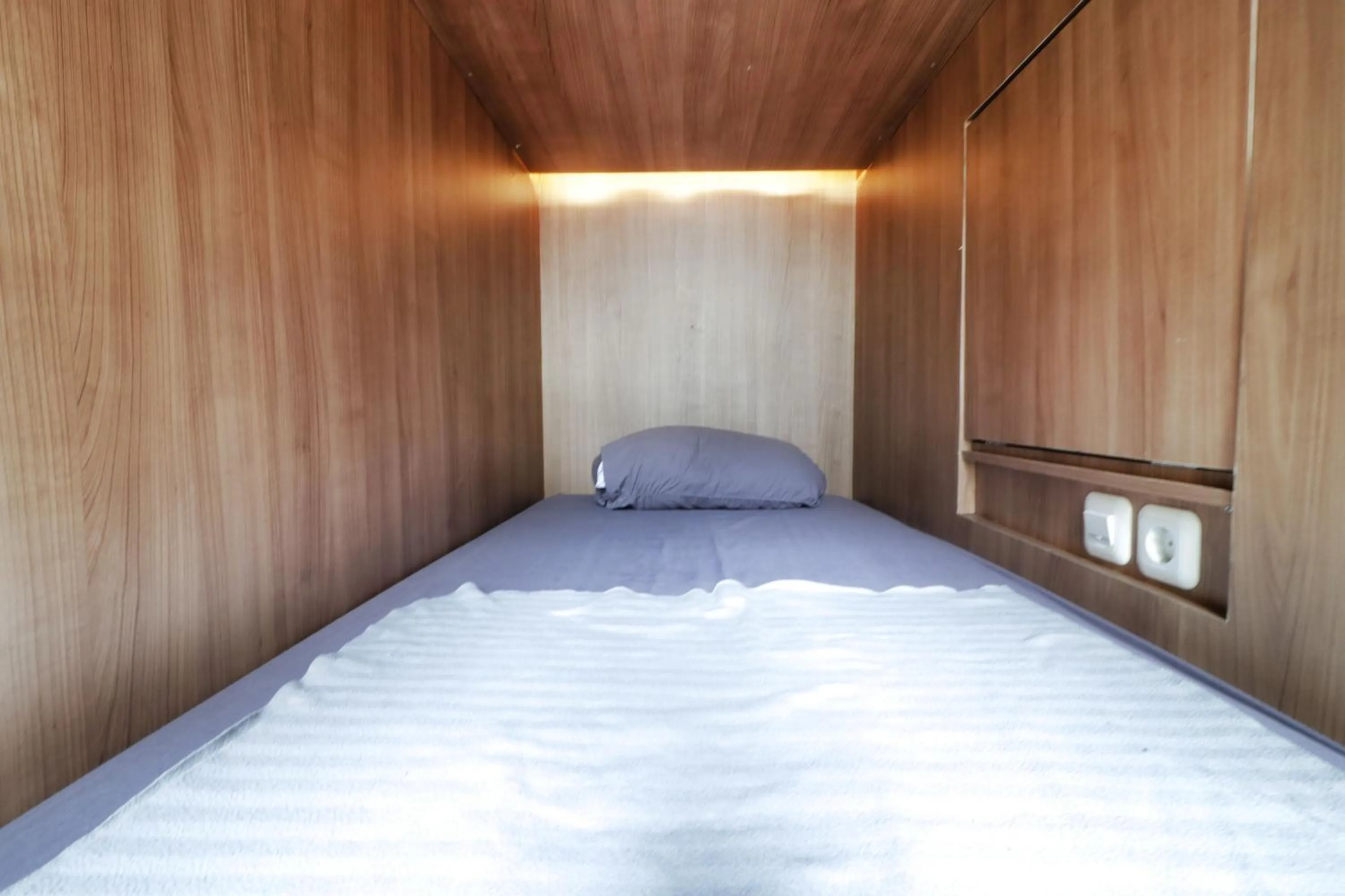 Bedroom, Bed in Oliver's Guest House