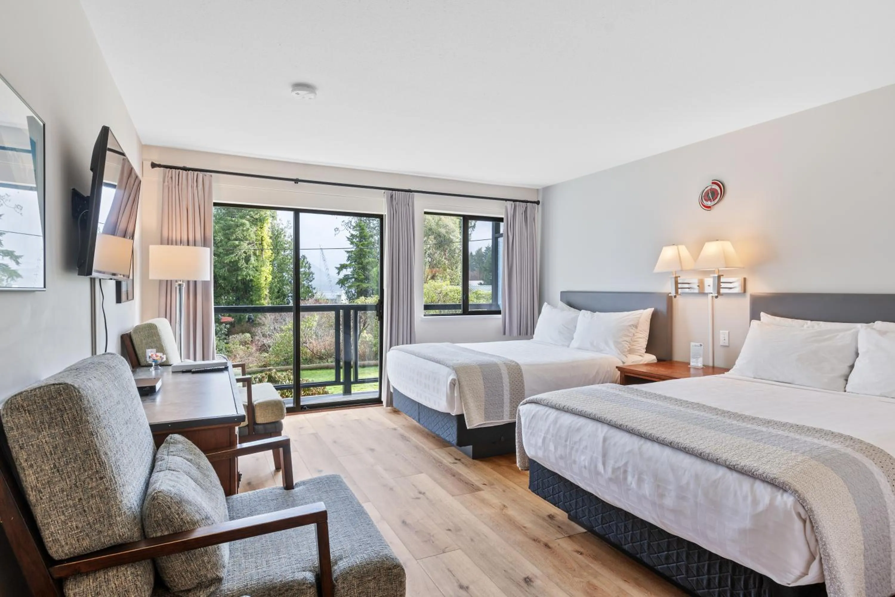 Bed in Tofino Motel Harbourview