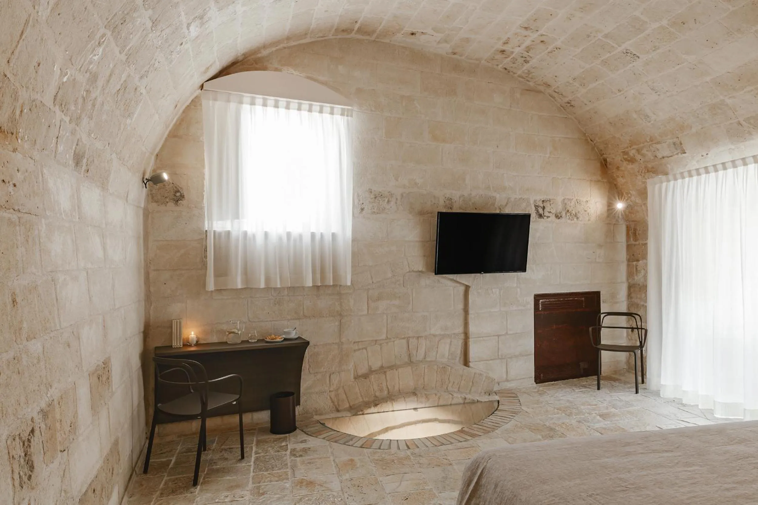 Decorative detail, Bed in Cenobio Hotel & SPA Matera