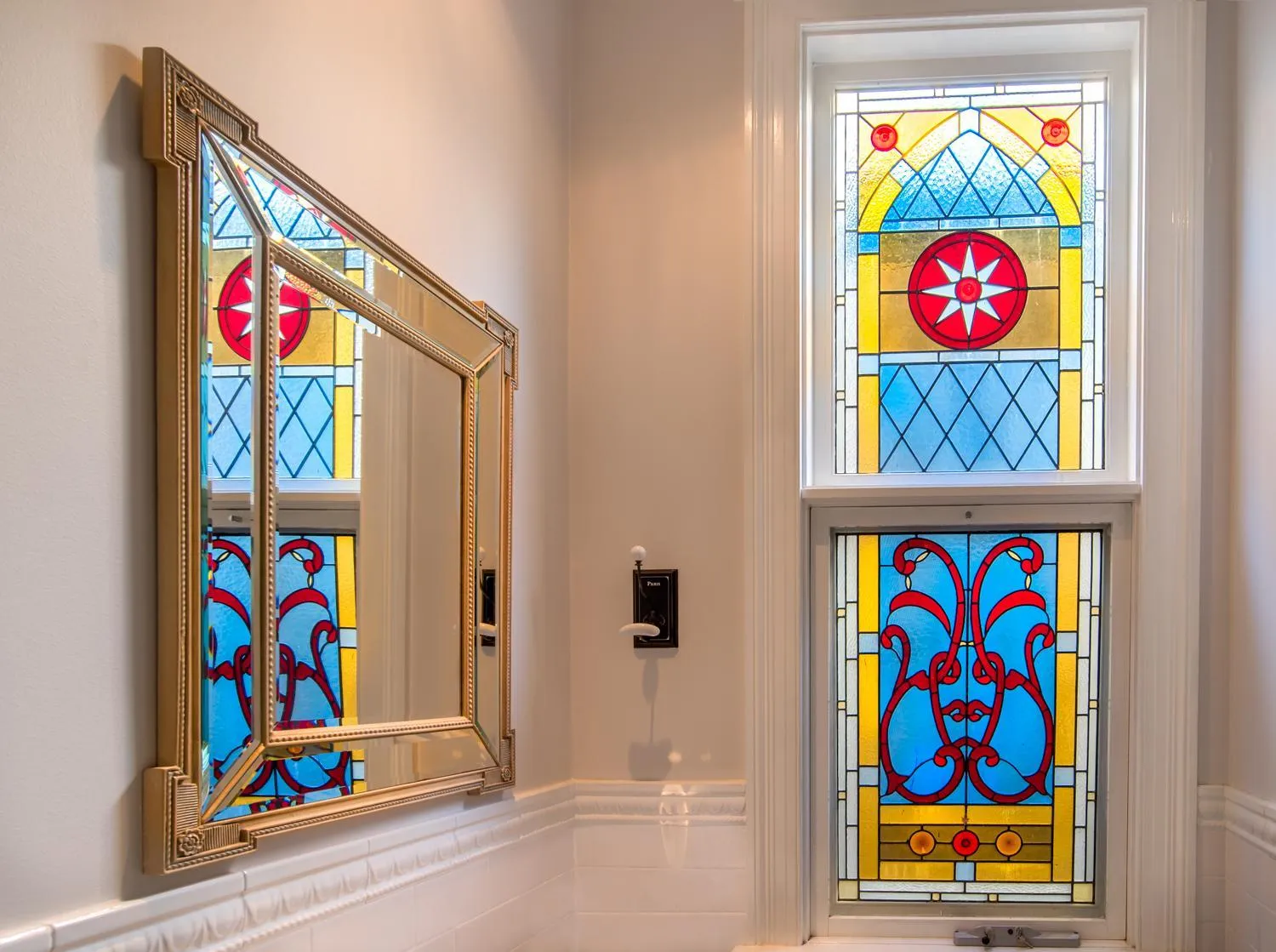 Bathroom in Captains Retreat Apartments and Cottages