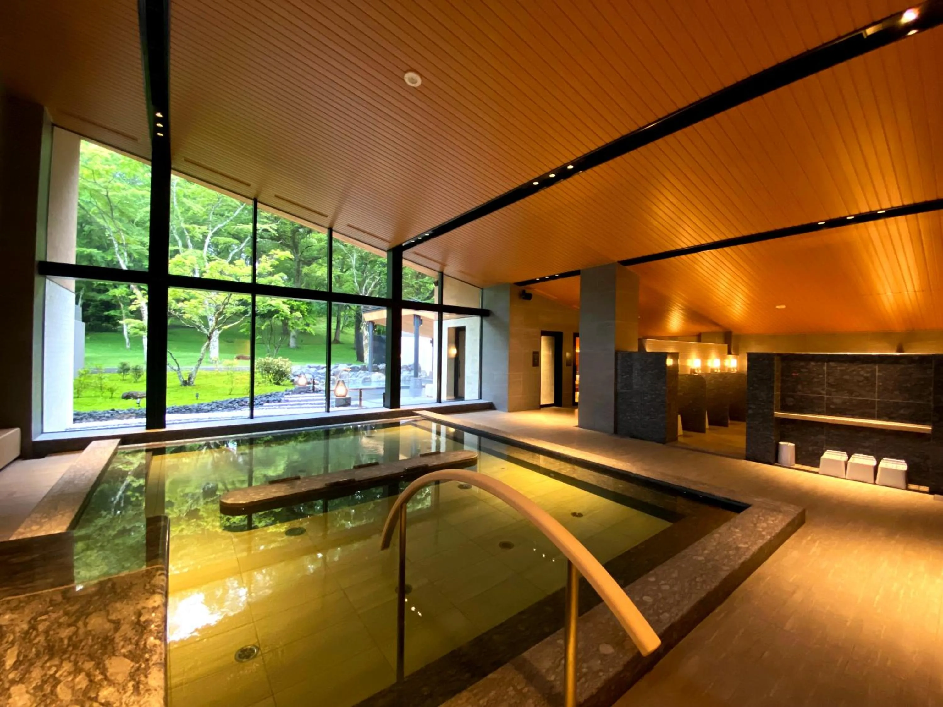 Hot Spring Bath in Karuizawa Prince Hotel West