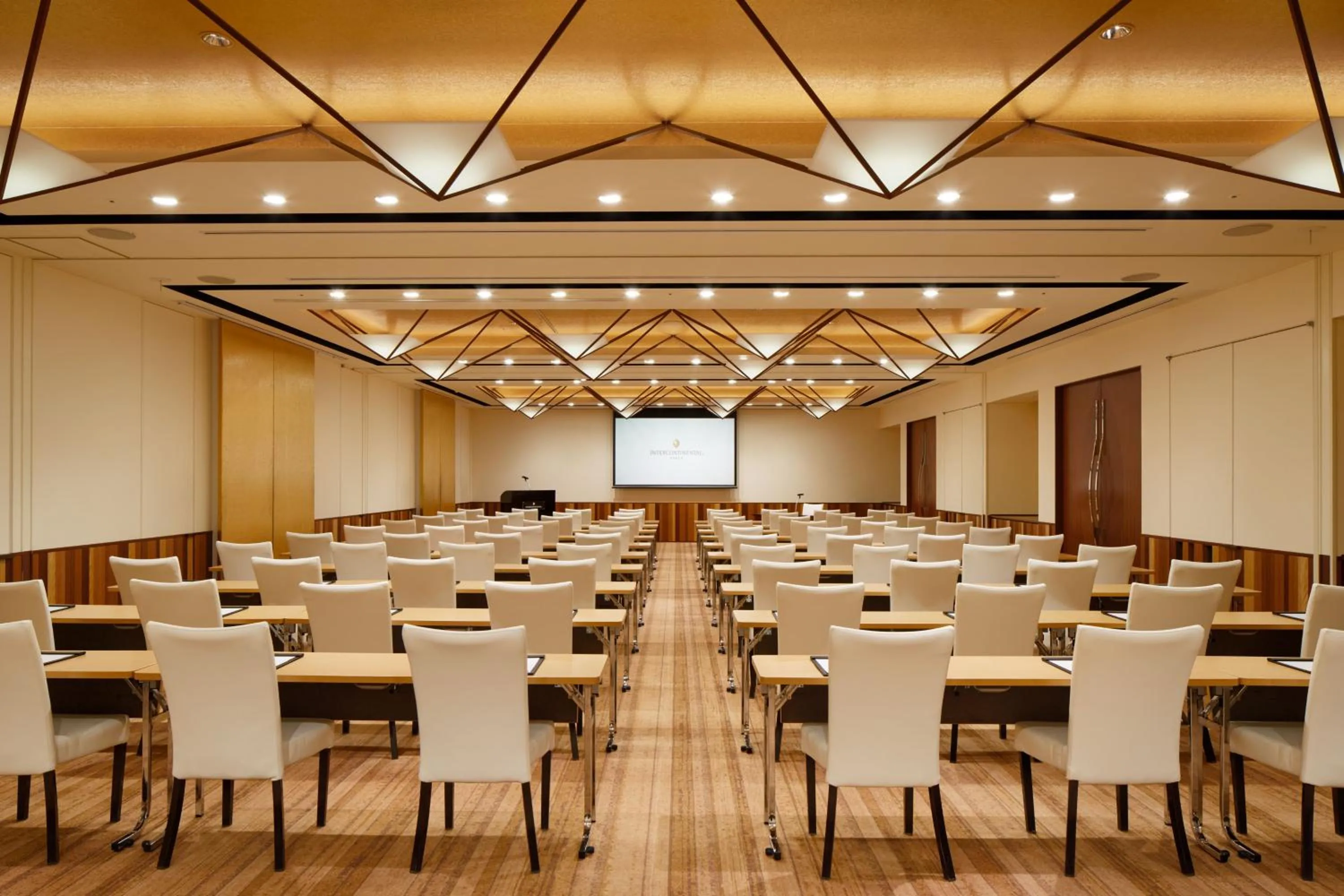 Meeting/conference room in InterContinental Hotel Osaka by IHG
