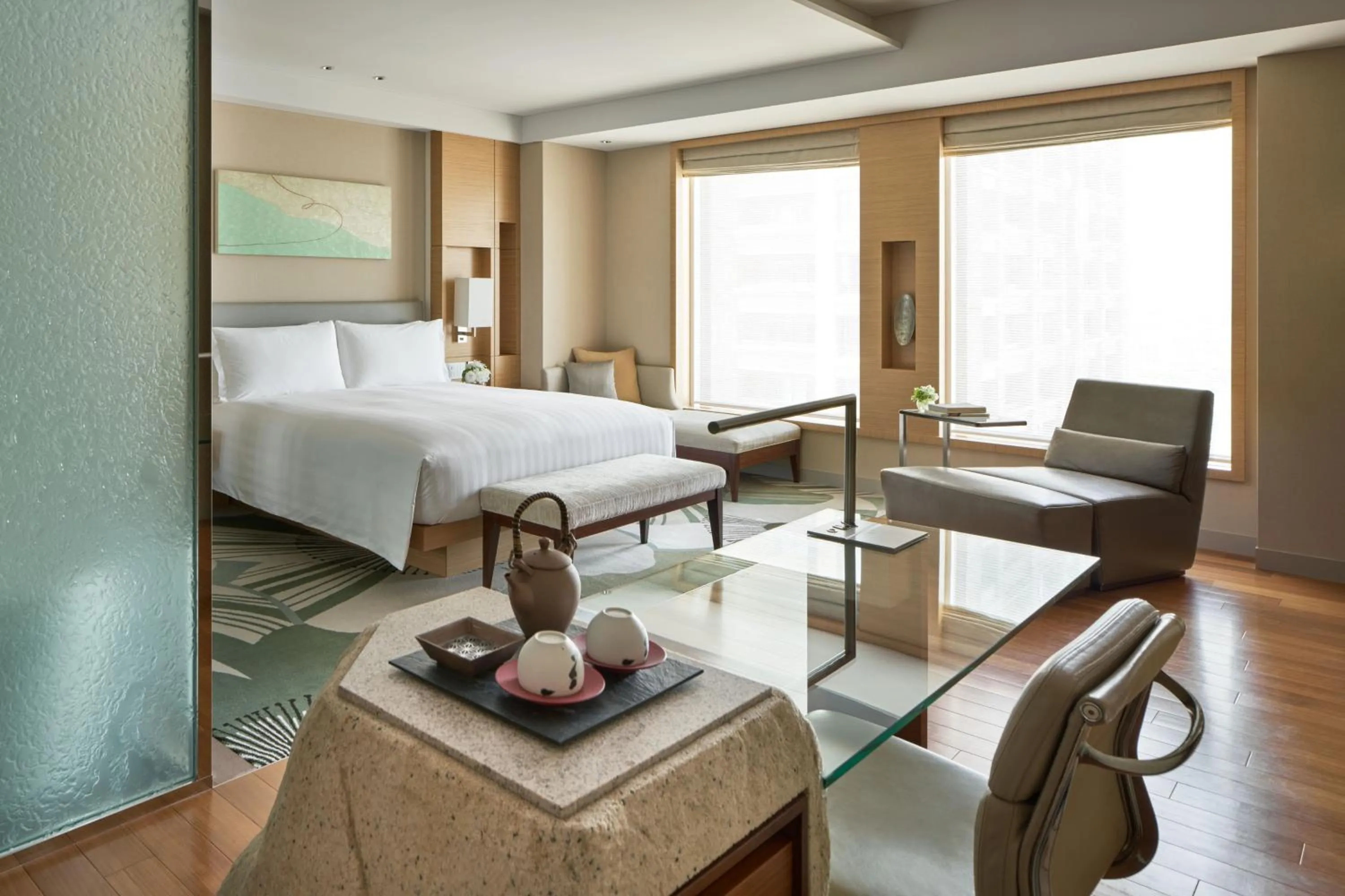 Photo of the whole room, Bed in InterContinental Hotel Osaka by IHG