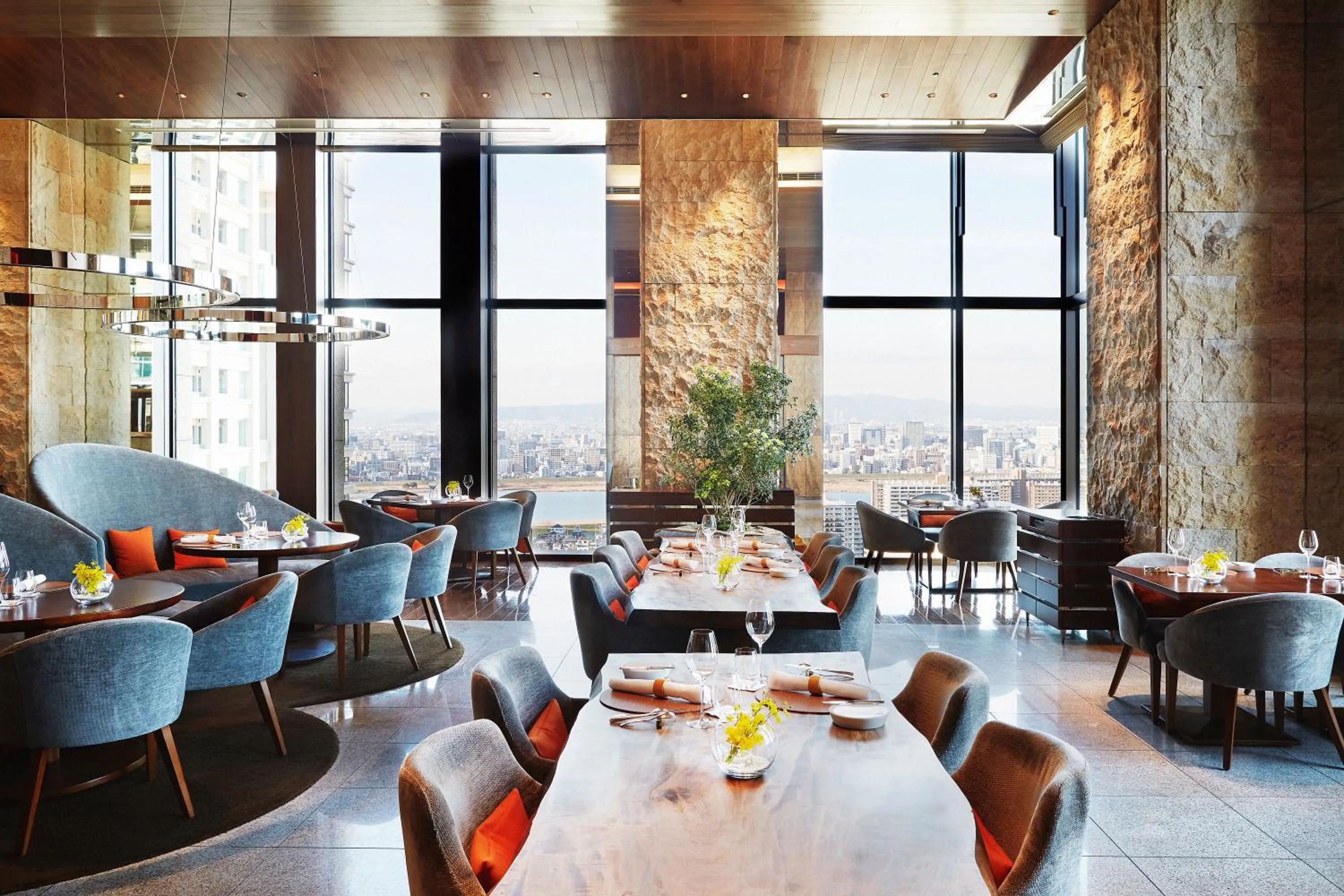 Restaurant/places to eat in InterContinental Hotel Osaka by IHG