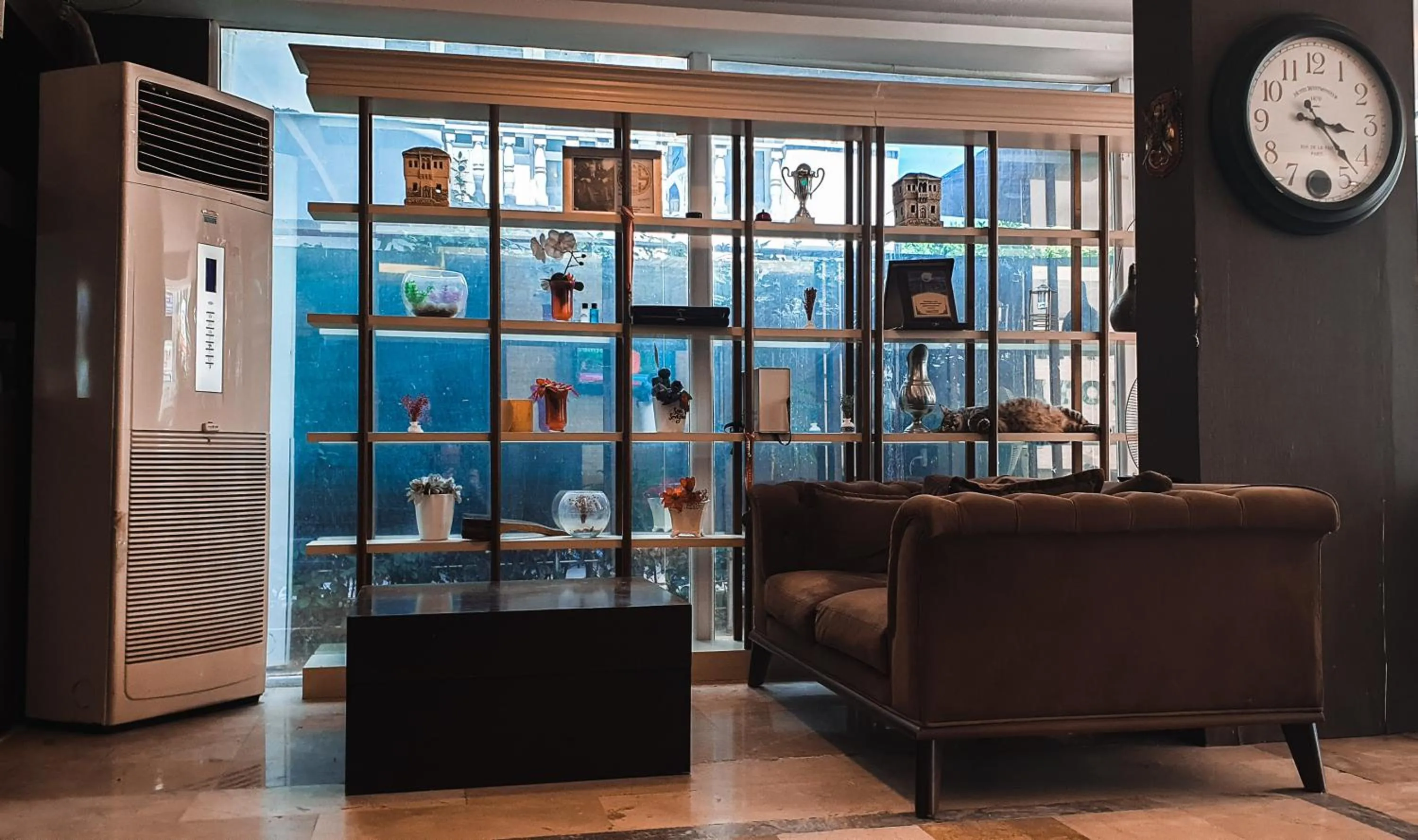 Lobby or reception in TEPE HOTEL&BUSINESS SUITE